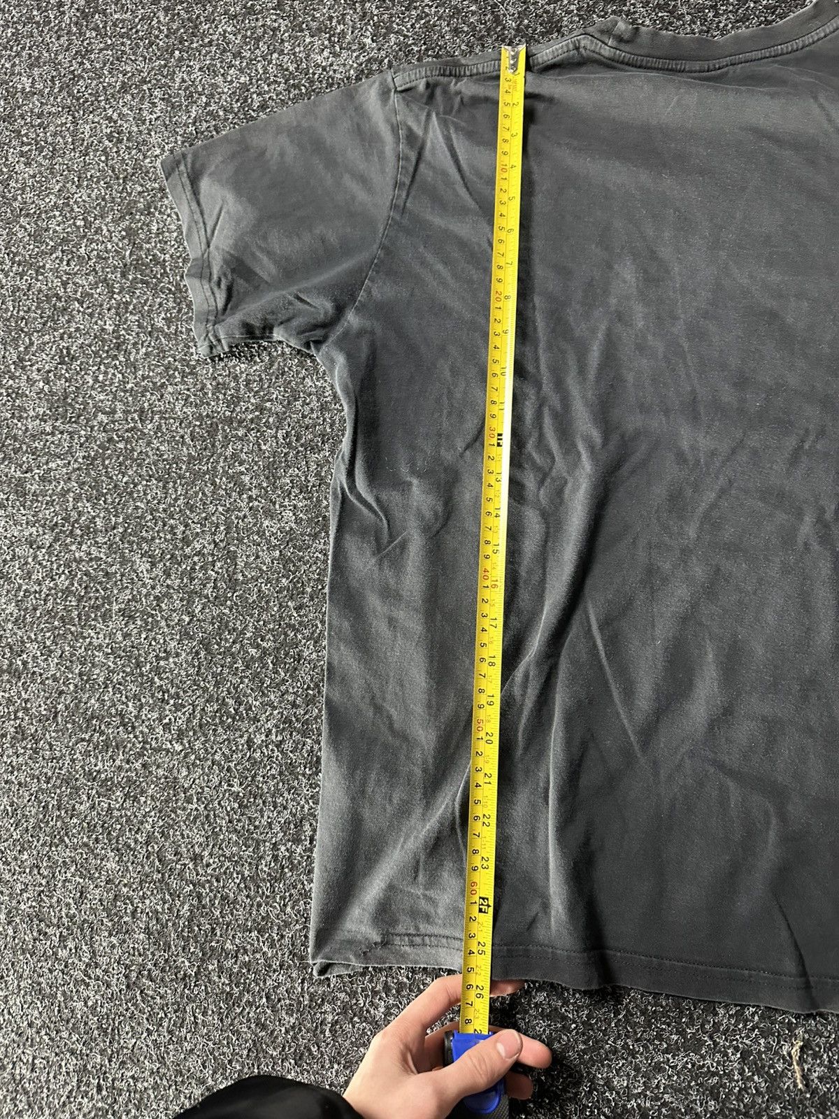 Quiksilver 🚨 VINTAGE BIG LOGO QUICKSILVER black faded SURF Y2K RARE Size US L / EU 52-54 / 3 - 12 Thumbnail