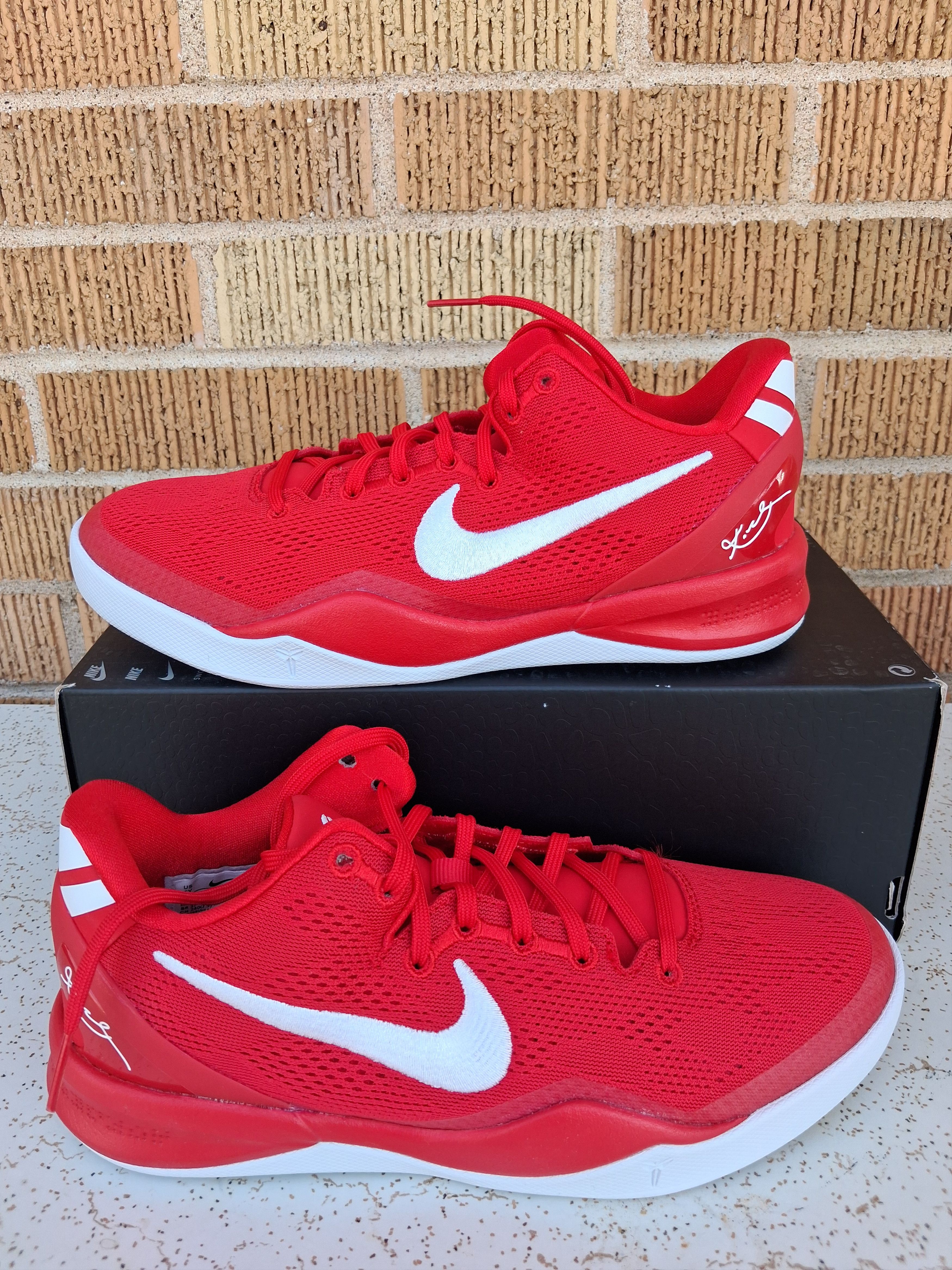Nike Brand new Kobe 8 Size 6Y women's 7.5 Size US 6 / IT 36 - 7 Thumbnail