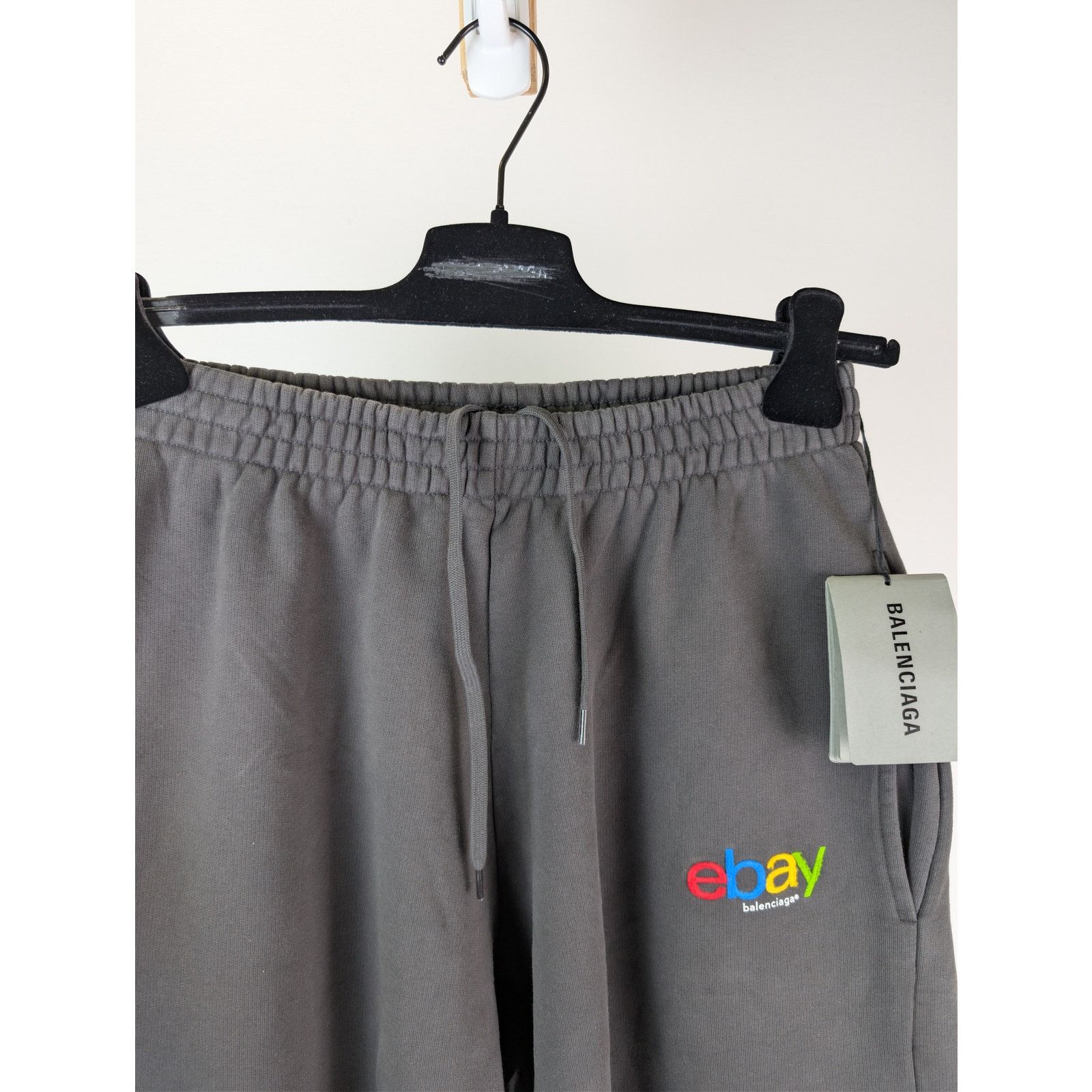Balenciaga × eBay o1rshd1 Baggy Sweatpants in Wash Black Size US 26 / EU 42 - 6 Thumbnail