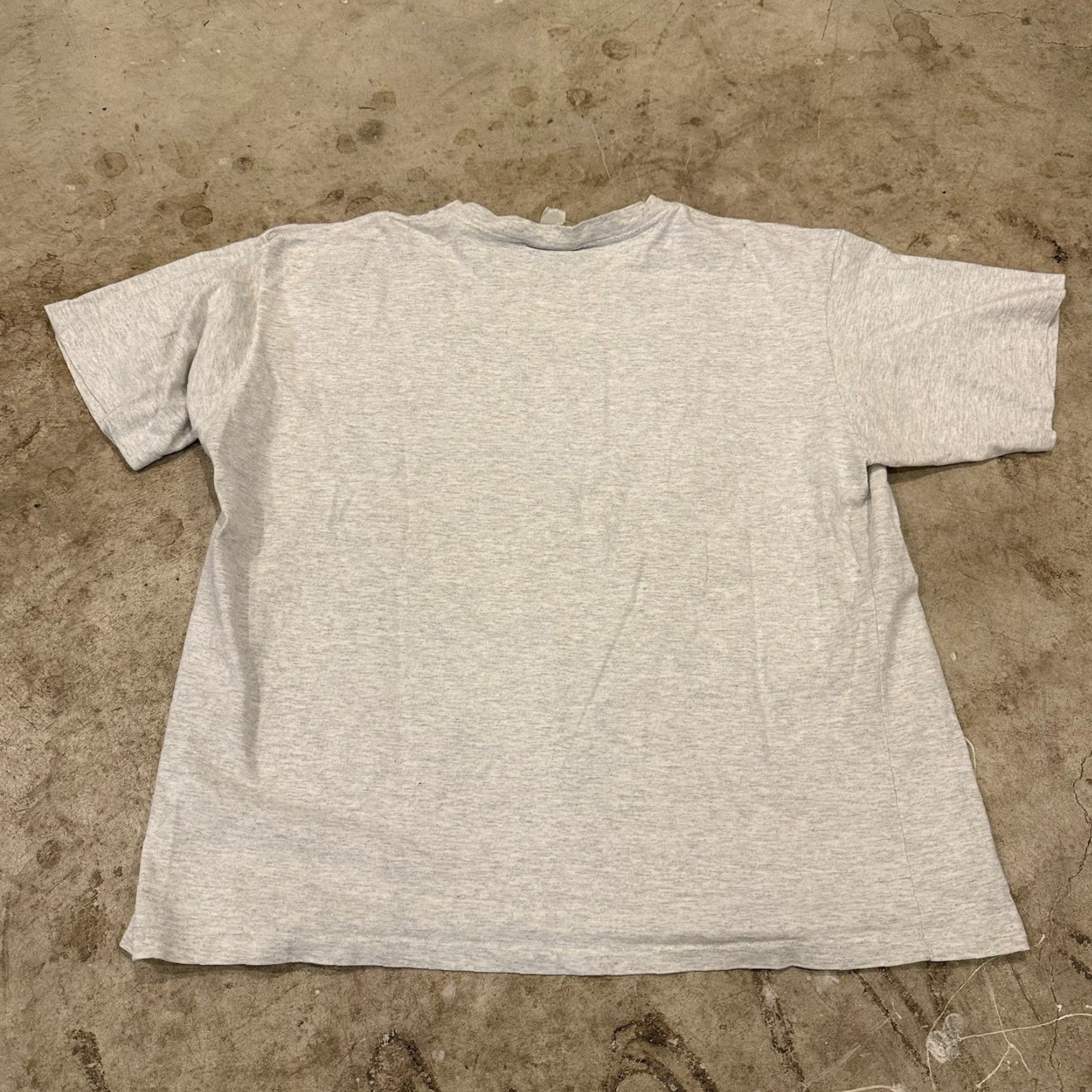 Northern Reflections VINTAGE Northern Reflections Tshirt Wooden Chair Flowers XL GRAY Size US XL / EU 56 / 4 - 3 Thumbnail