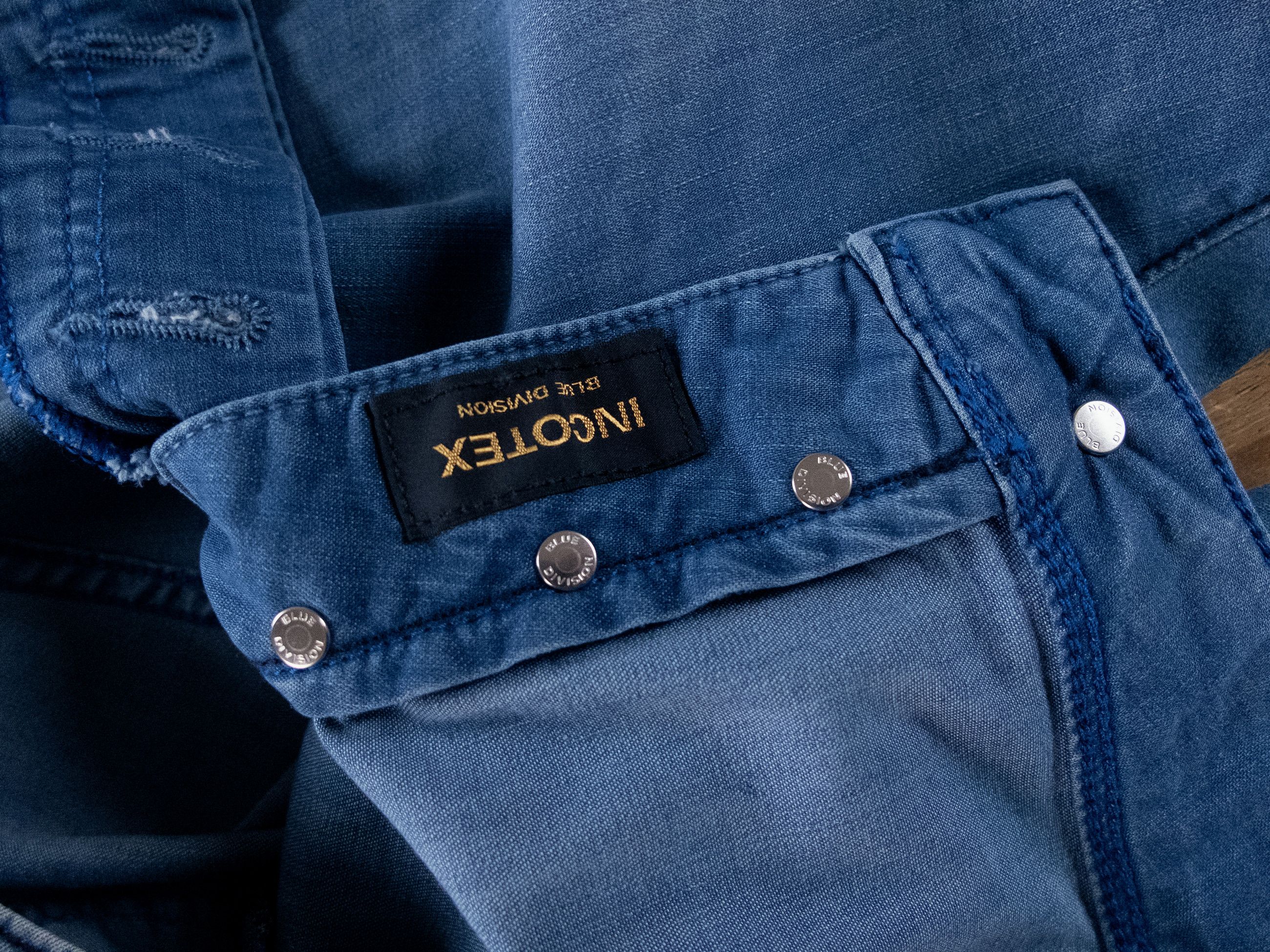 Incotex INCOTEX Blue Division tapered leg lightweight blue jeans 40 Size US 40 / EU 56 - 7 Thumbnail
