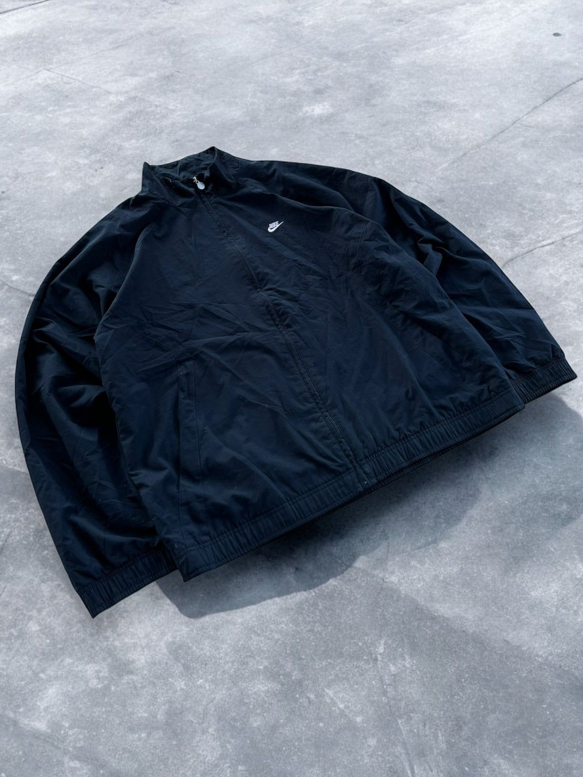 Nike × Vintage 00s Nike Swoosh Vintage Y2K Nylon Oversized Retro Jacket Size US XL / EU 56 / 4 - 2 Thumbnail