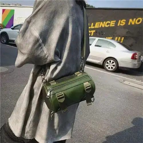 Other Utility grunge buckle crossbody shoulder bag pouch bag Size ONE SIZE - 7 Thumbnail