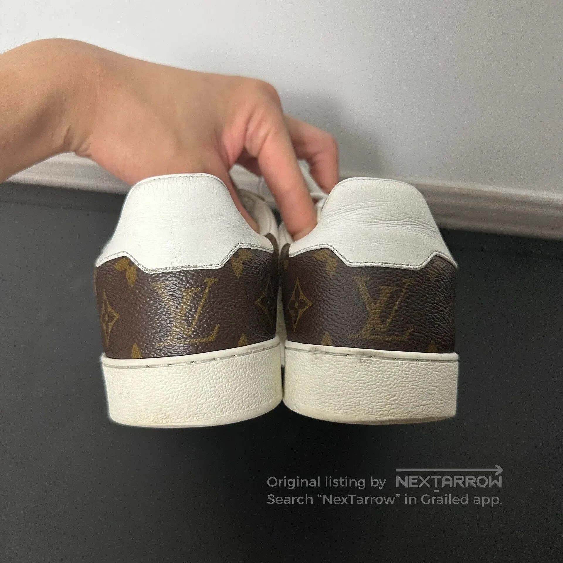 Louis Vuitton louis vuitton low-top sneakers with logo design. Size US 9 / EU 42 - 3 Thumbnail