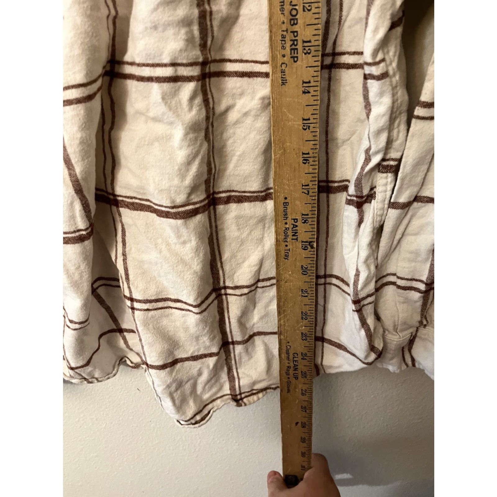 Vintage Universal Thread Plaid Button-Up Shirt, Women's Medium, Brown, Long Sleeve, Relaxed Fit, Casual, University Theme Size M / US 6-8 / IT 42-44 - 4 Thumbnail