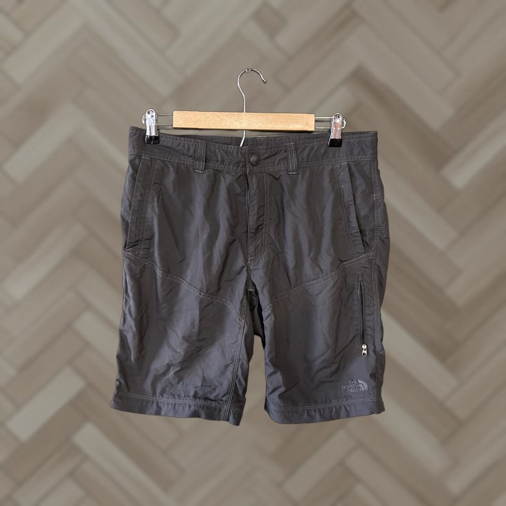 The North Face The North Face Mens Black Outdoor Cargo Convertible Shorts Size 32 Nylon Size US 32 / EU 48 - 1 Thumbnail