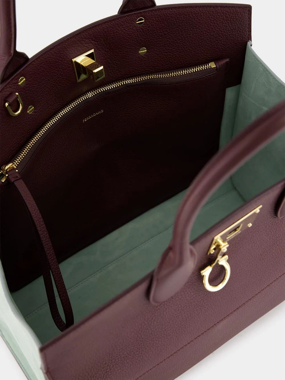 Salvatore Ferragamo o1s1rm0924 Size: OS / Studio Leather Bag in Dark Barolo/Sage Size ONE SIZE - 5 Thumbnail
