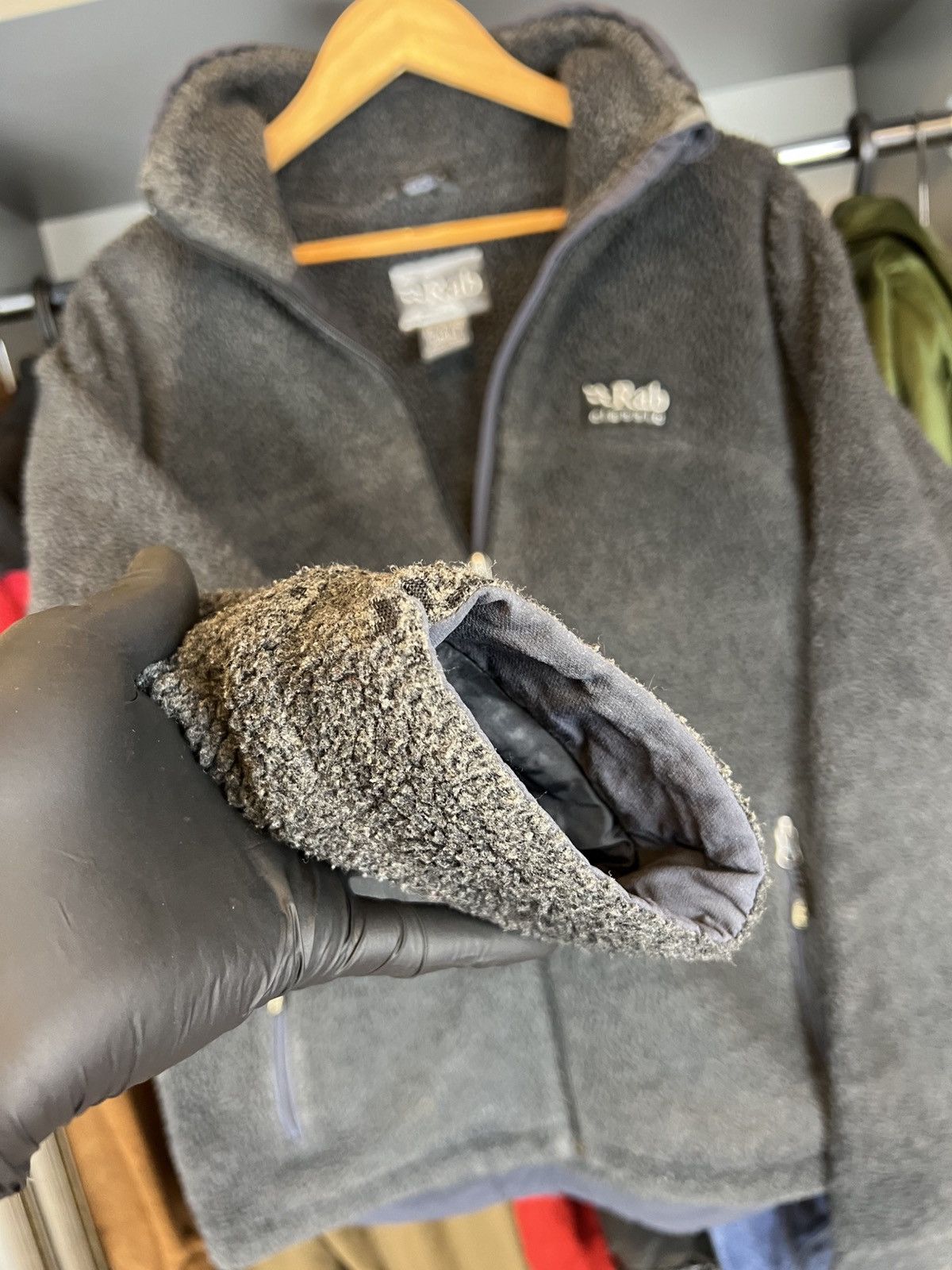 Rab × Vintage Gorpcore Vintage Rab Sherpa Deep Pile Fleece Jacket Size US XL / EU 56 / 4 - 9 Thumbnail