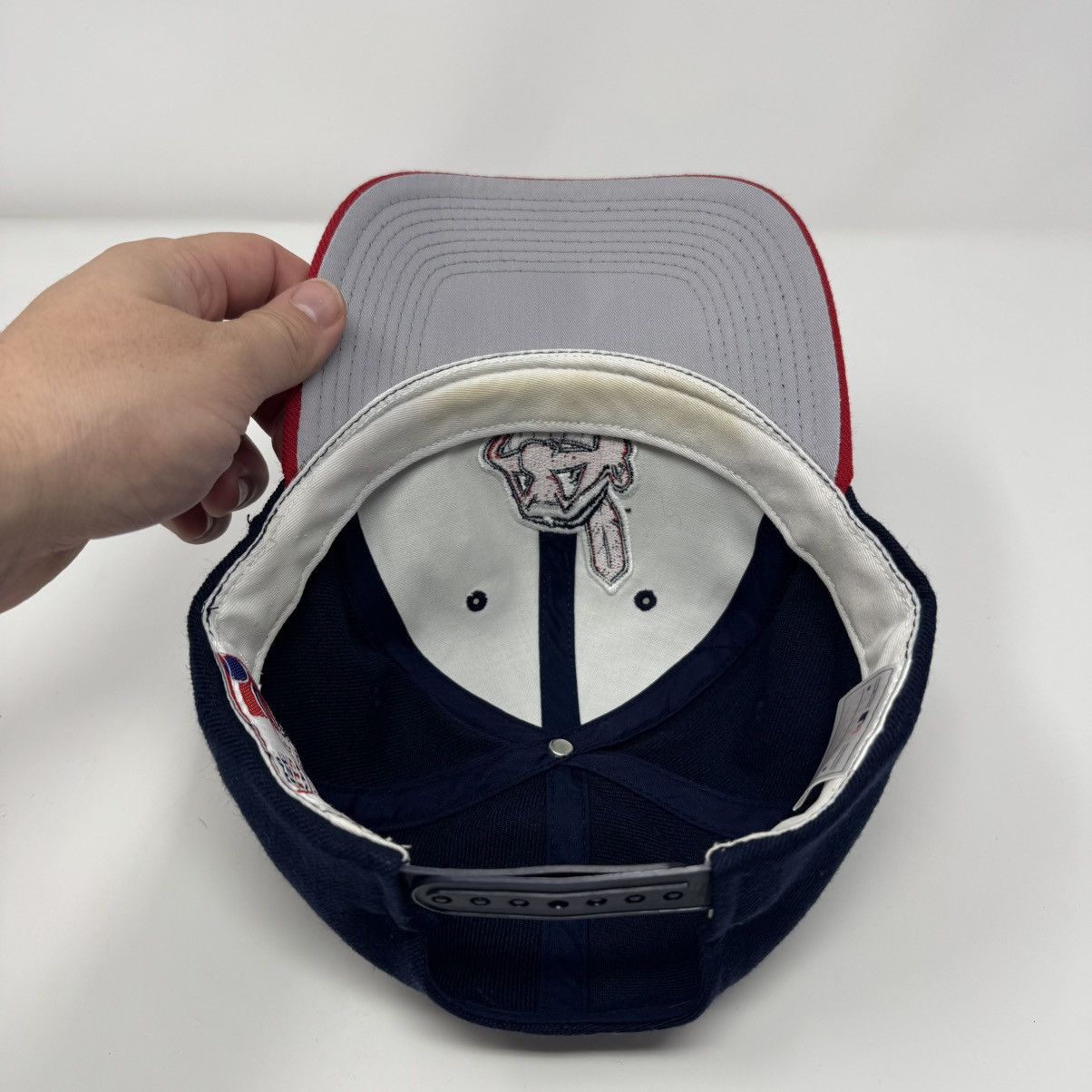 MLB Vintage Sports Specialties Cleveland Indians Chief Wahoo Hat Size ONE SIZE - 9 Thumbnail