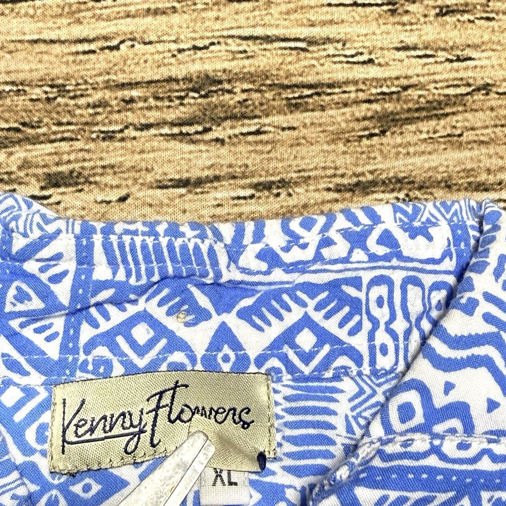 Vintage Kenny Flowers Shirt Mens XL Blue Geometric Limited Edition Short Sleeve Rayon Button-Up - Regular Fit, Casual, Holiday, Indonesia, button-down Size US XL / EU 56 / 4 - 5 Thumbnail