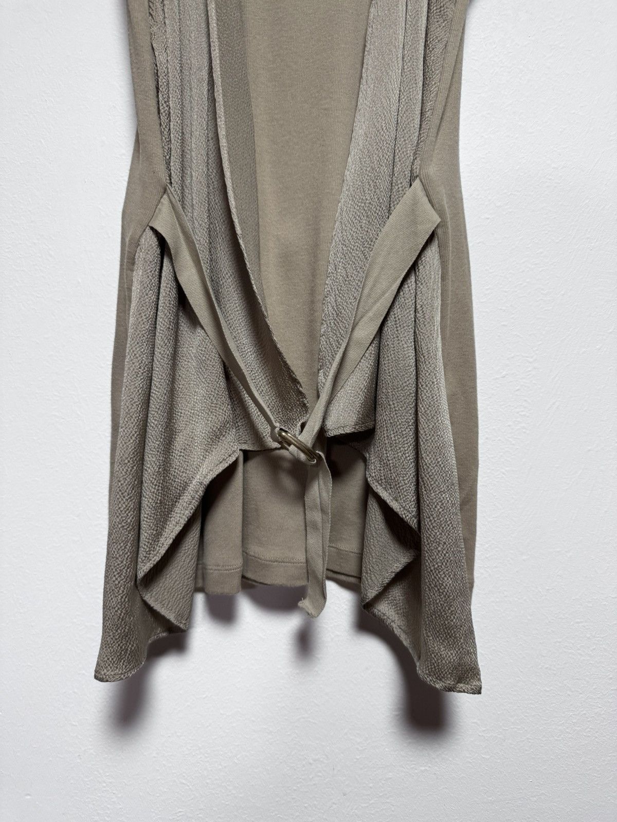Brunello Cucinelli Brunello Cucinelli Beige Open Sleeveless T-Shirt Luxury Size L / US 10 / IT 46 - 3 Thumbnail