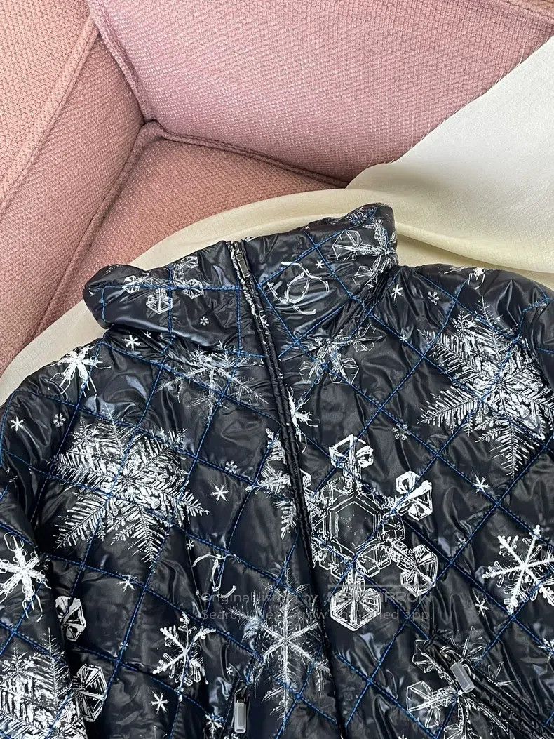 Chanel Chanel Black snowflake-printed cotton jacket Size XS / US 0-2 / IT 36-38 - 3 Thumbnail