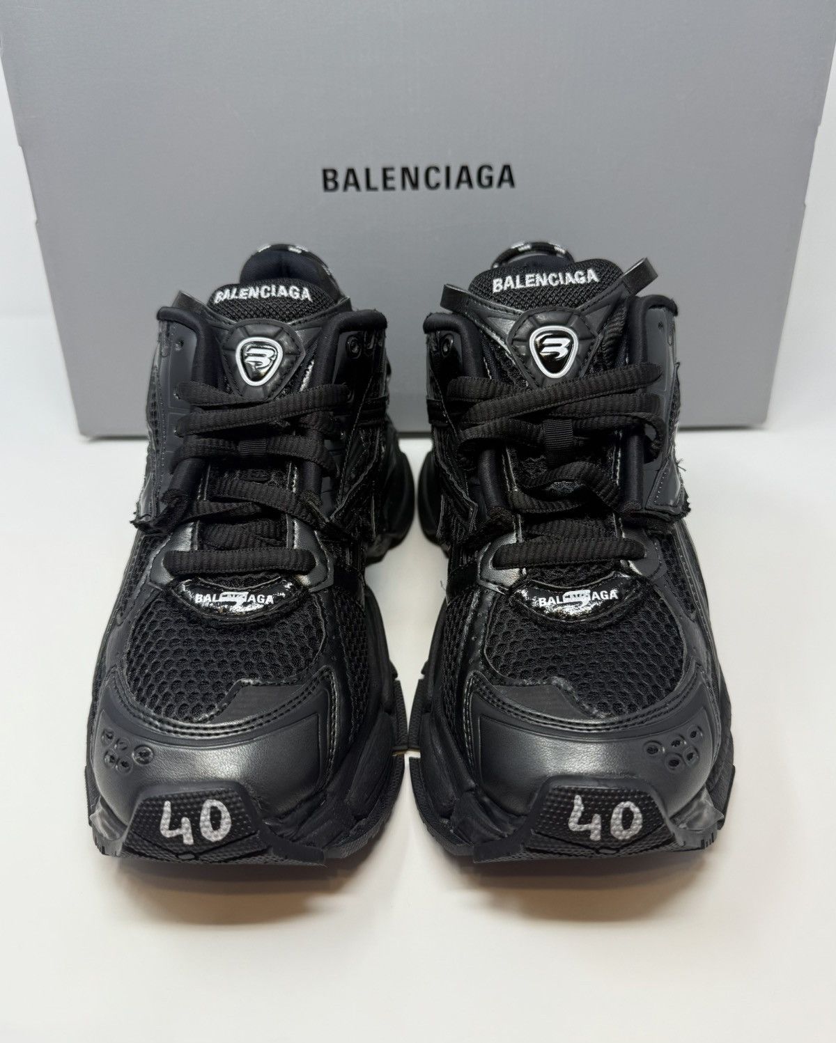 Balenciaga Balenciaga Runner Sneaker Black Size US 10 / IT 40 - 2 Thumbnail