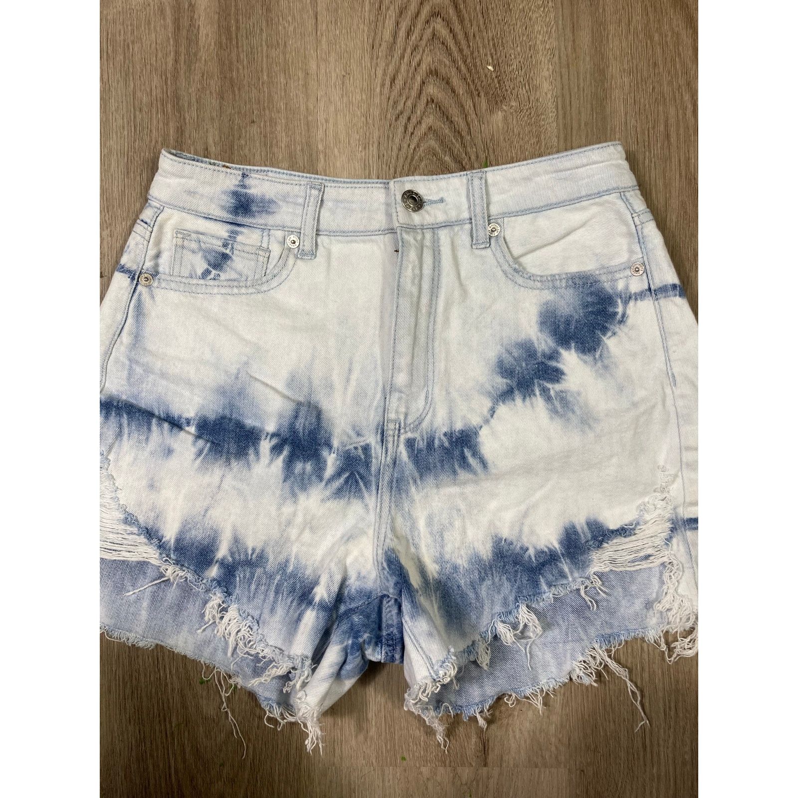 American Eagle Outfitters American Eagle Women's Tie Dye Denim Shorts Shortie 4 Size 27" / US 4 / IT 40 - 3 Thumbnail