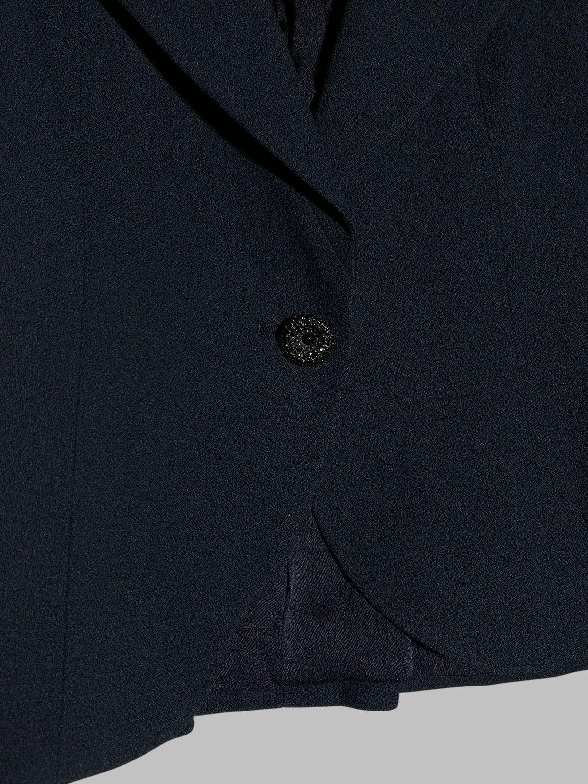 Chanel Chanel Navy Blue Blazer Embellished Rhinestone Button Jacket Size XS / US 0-2 / IT 36-38 - 6 Thumbnail