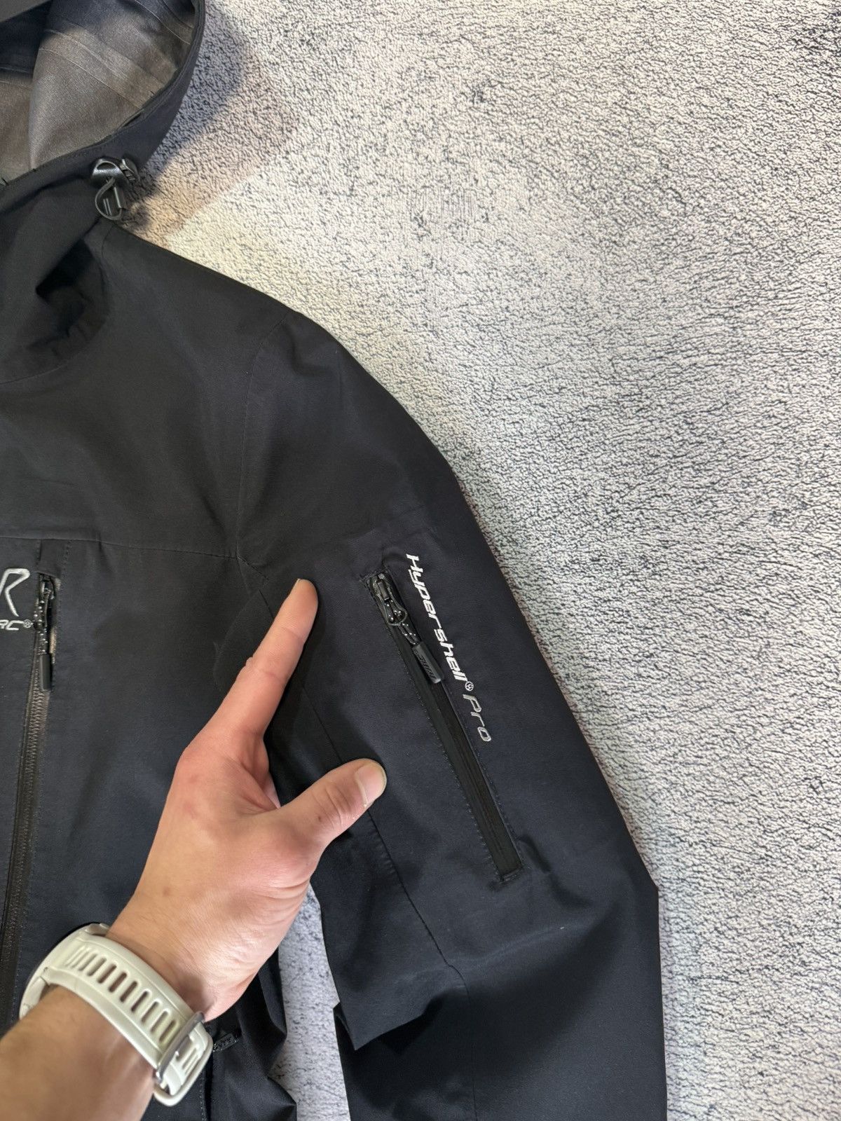 Fjallraven RevolutionRace RVRC Whisper Jacket XS Waterproof Hypershell Size XS / US 0-2 / IT 36-38 - 9 Thumbnail