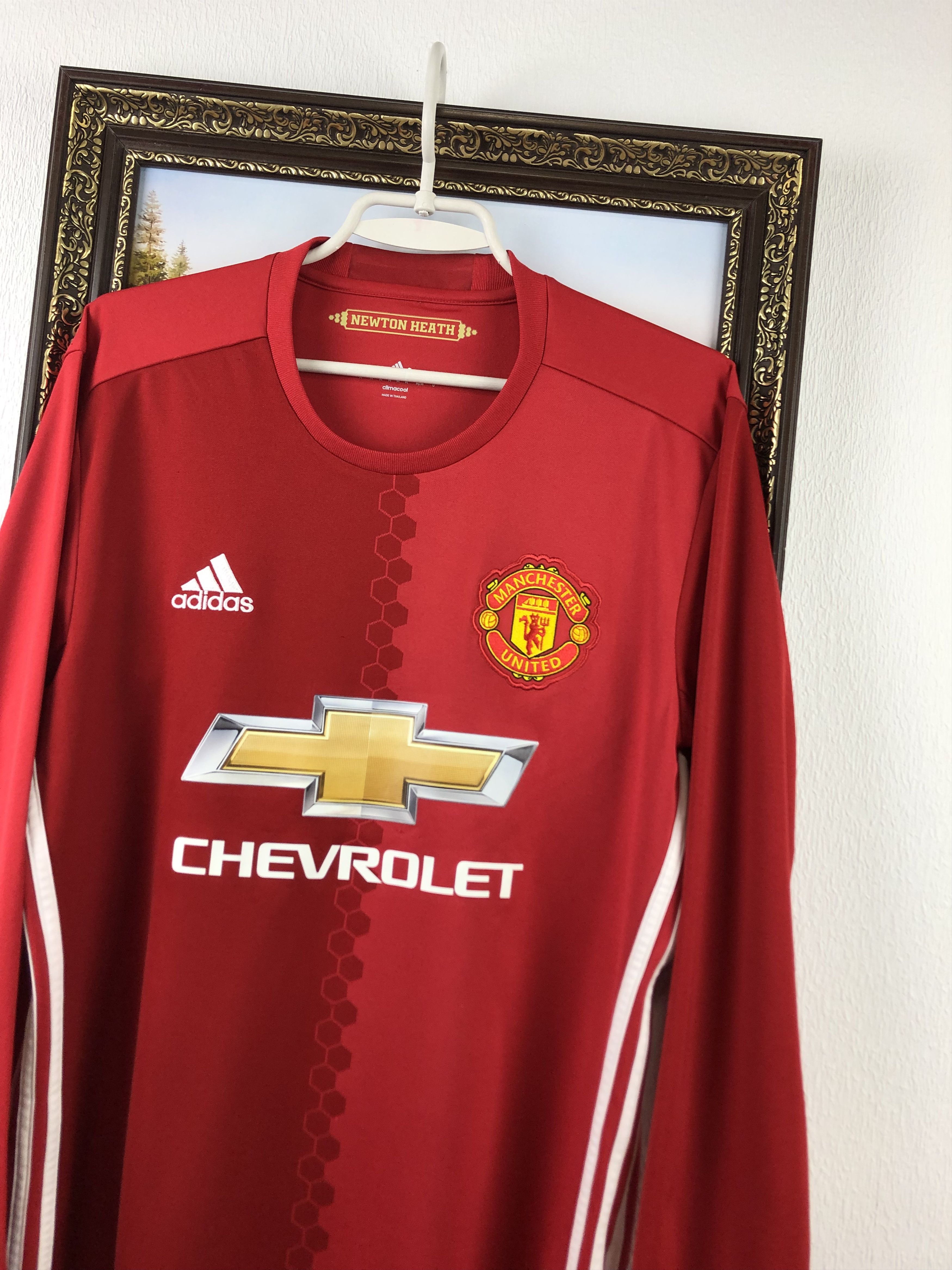 Adidas Manchester United shirt 2016 Soccer Adidas Long Sleeve Size US M / EU 48-50 / 2 - 4 Thumbnail