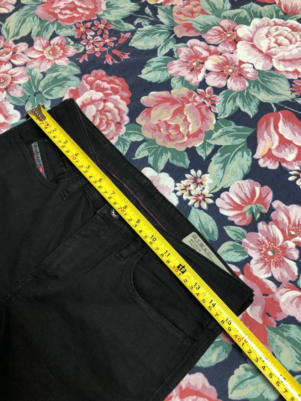 Diesel Denim Diesel jeans luxury avant garde vintage streetwear Size US 30 / EU 46 - 13 Thumbnail