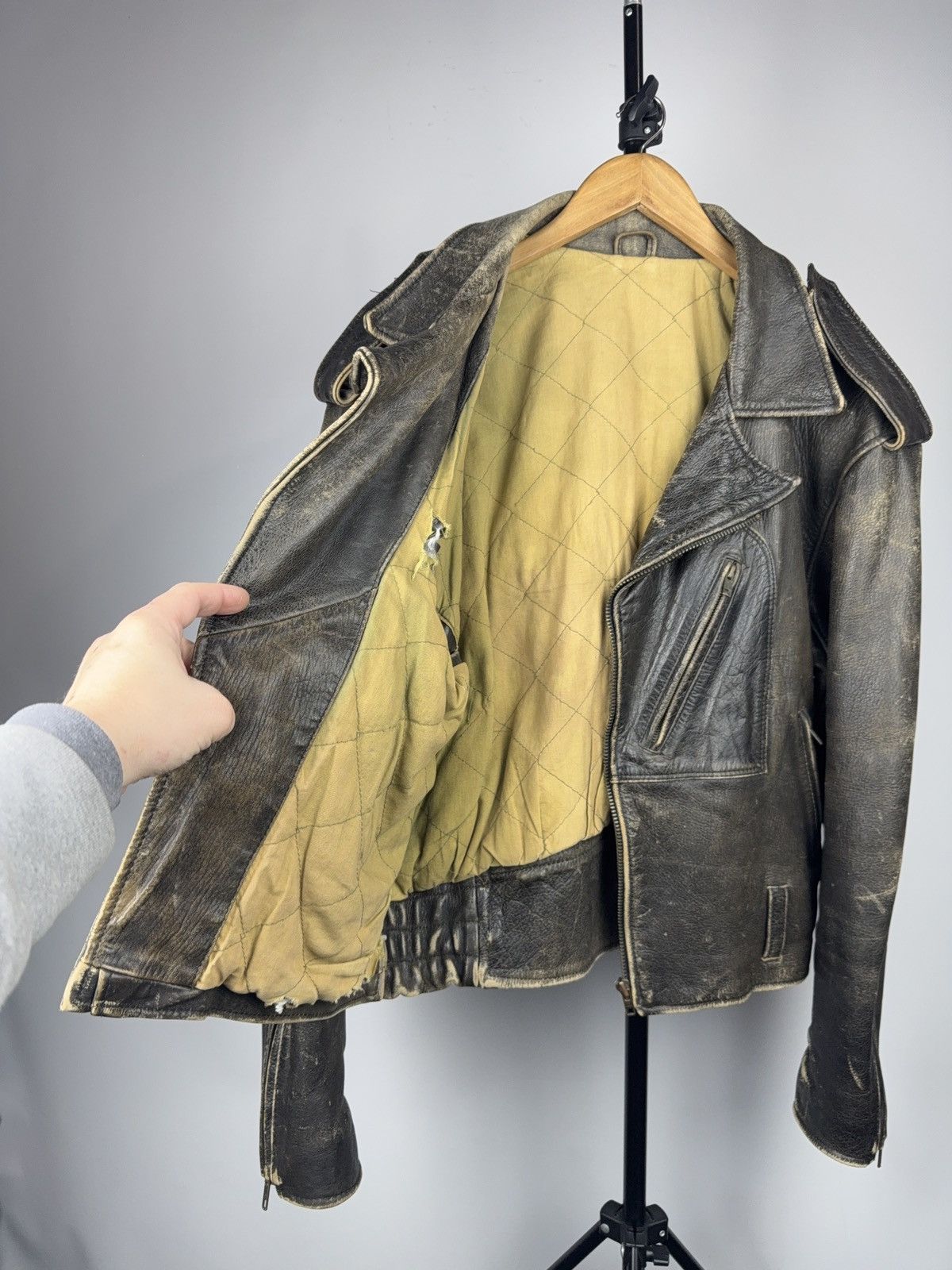 Genuine Leather Retro 80s Leonardo Distressed Leather Punk Biker Moto Jacket Size US M / EU 48-50 / 2 - 10 Thumbnail
