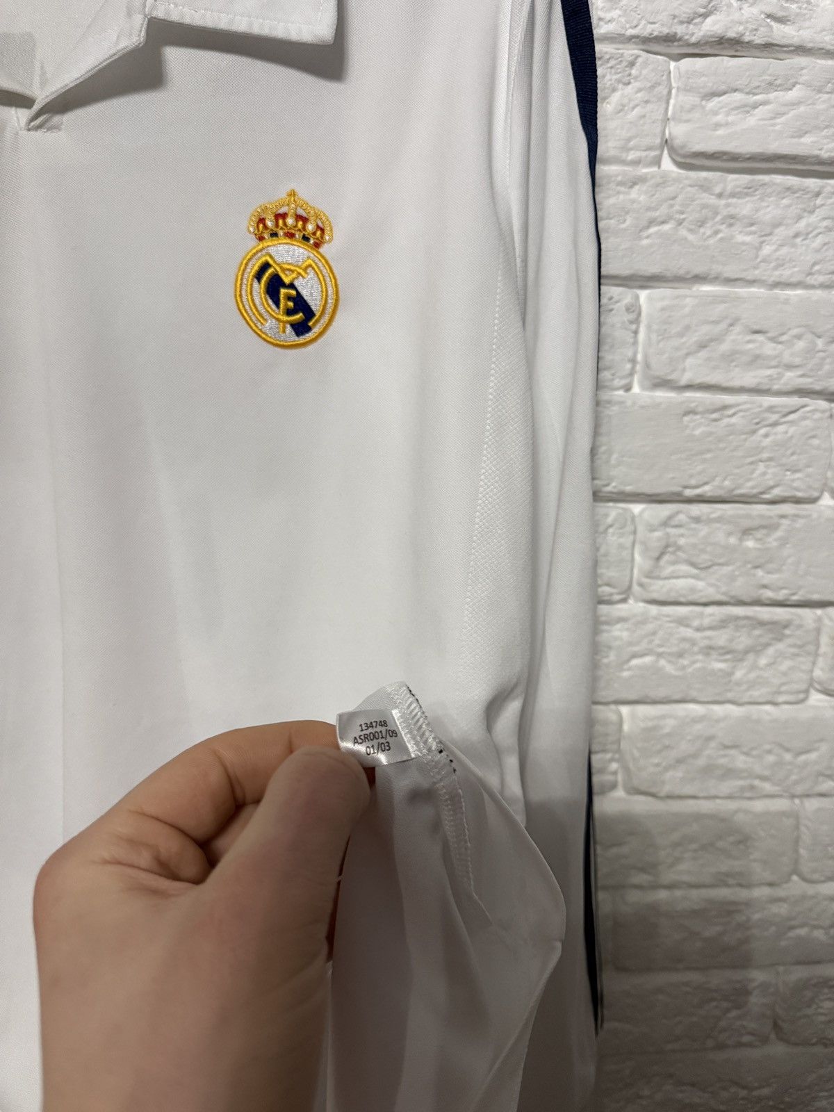 Adidas RARE Zidane Real Madrid Adidas Jersey Longsleeve 02/03 Size US M / EU 48-50 / 2 - 14 Thumbnail