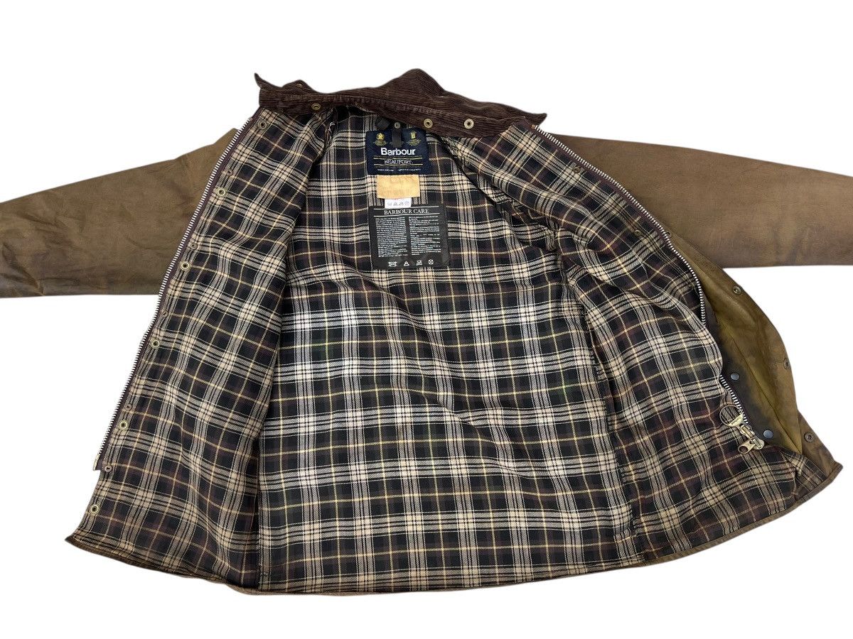 Barbour Trashed Vintage Barbour Beaufort Distressed Waxed Jacket Size US S / EU 44-46 / 1 - 14 Thumbnail