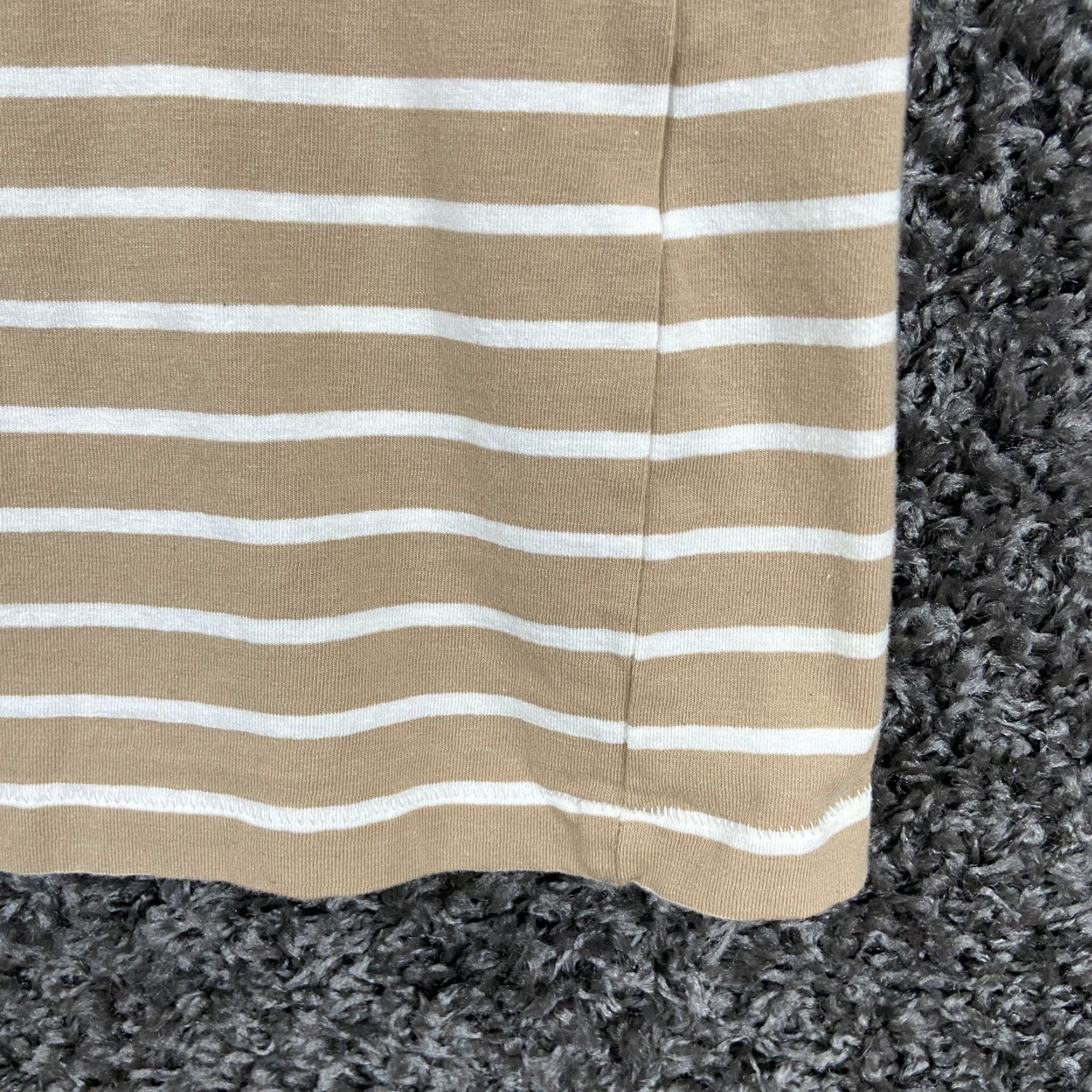 Bebe Messe Bebe Beige White Striped Dress T-Shirt Dress Pockets L Women Knee Length Size L / US 10 / IT 46 - 2 Thumbnail