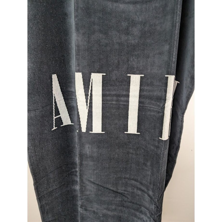 Amiri o1rshd1 Q:5 / Size: OS / Small Logo Towel in Black/White Size ONE SIZE - 5 Thumbnail