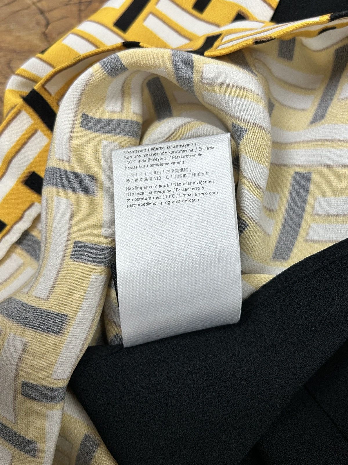 Fendi Fendi 2014 Resort Collection Silk Midi Dress Size M / US 6-8 / IT 42-44 - 16 Thumbnail