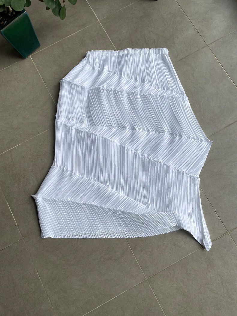 Issey Miyake Issey Miyake size:2 A white mainline transformable skirt Size 31" - 3 Thumbnail