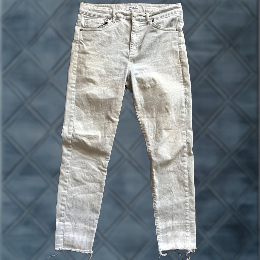 Loft VINTAGE Loft High Waist Skinny Jeans Gray Pocket Crop Zip Fly Boho Raw Hem Sz 29 / 8 Women Jeans Regular Size 29 Gray Size 29" - 1 Thumbnail