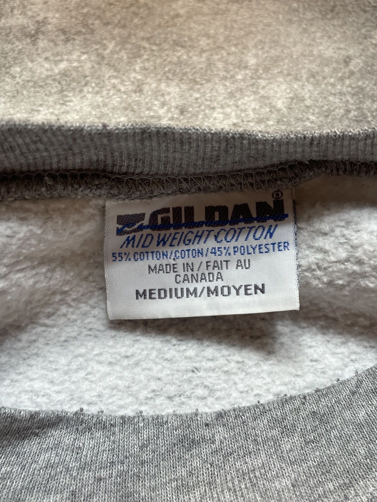 Vintage 🔥RARE🔥Vintage 90s Gildan Made In Canada Sweatshirt Boxy Size US M / EU 48-50 / 2 - 2 Thumbnail