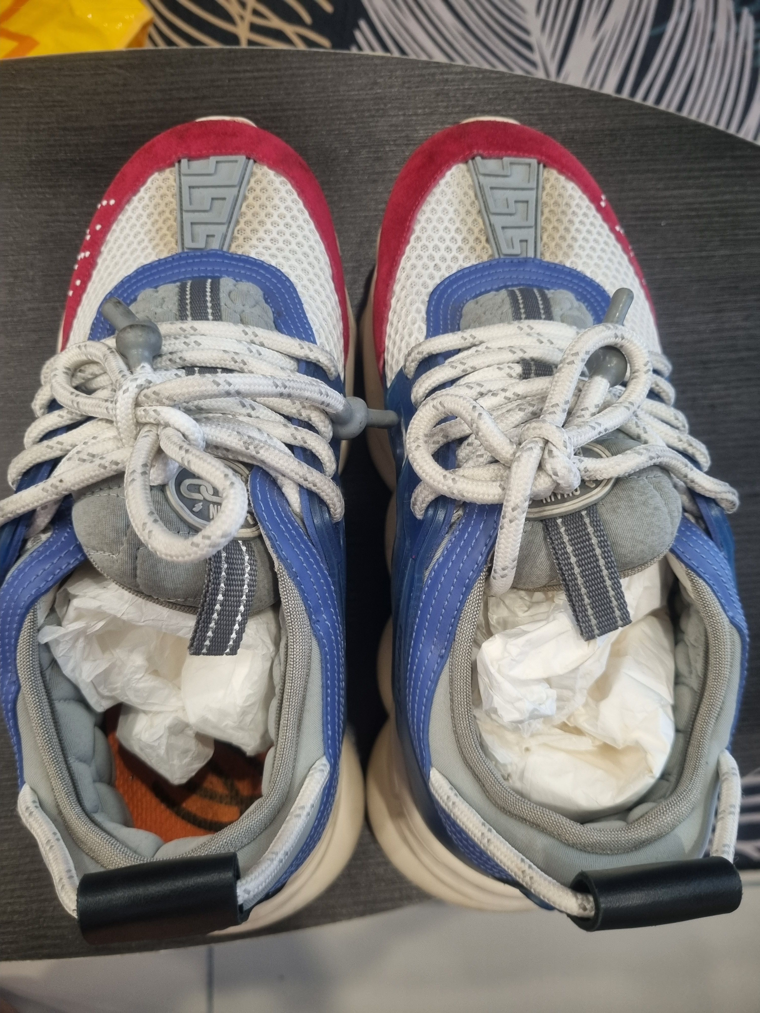 Versace chain reaction white red blue hotsell