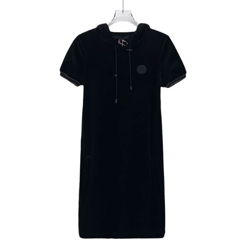 Gucci Gucci Black logo hooded short-sleeved velvet dress Size XS / US 0-2 / IT 36-38 - 1 Thumbnail