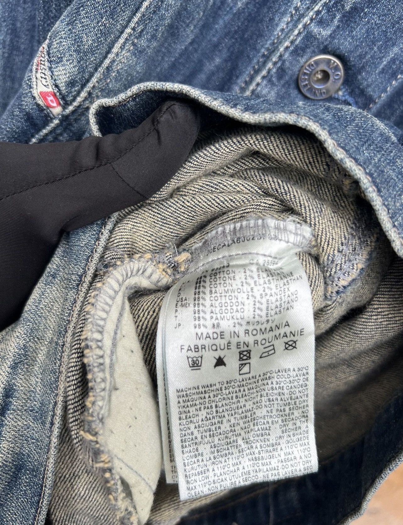 Diesel × Japanese Brand Diesel Denim Jeans Jacket Leather Patches Denim Jacket Size S / US 4 / IT 40 - 13 Thumbnail