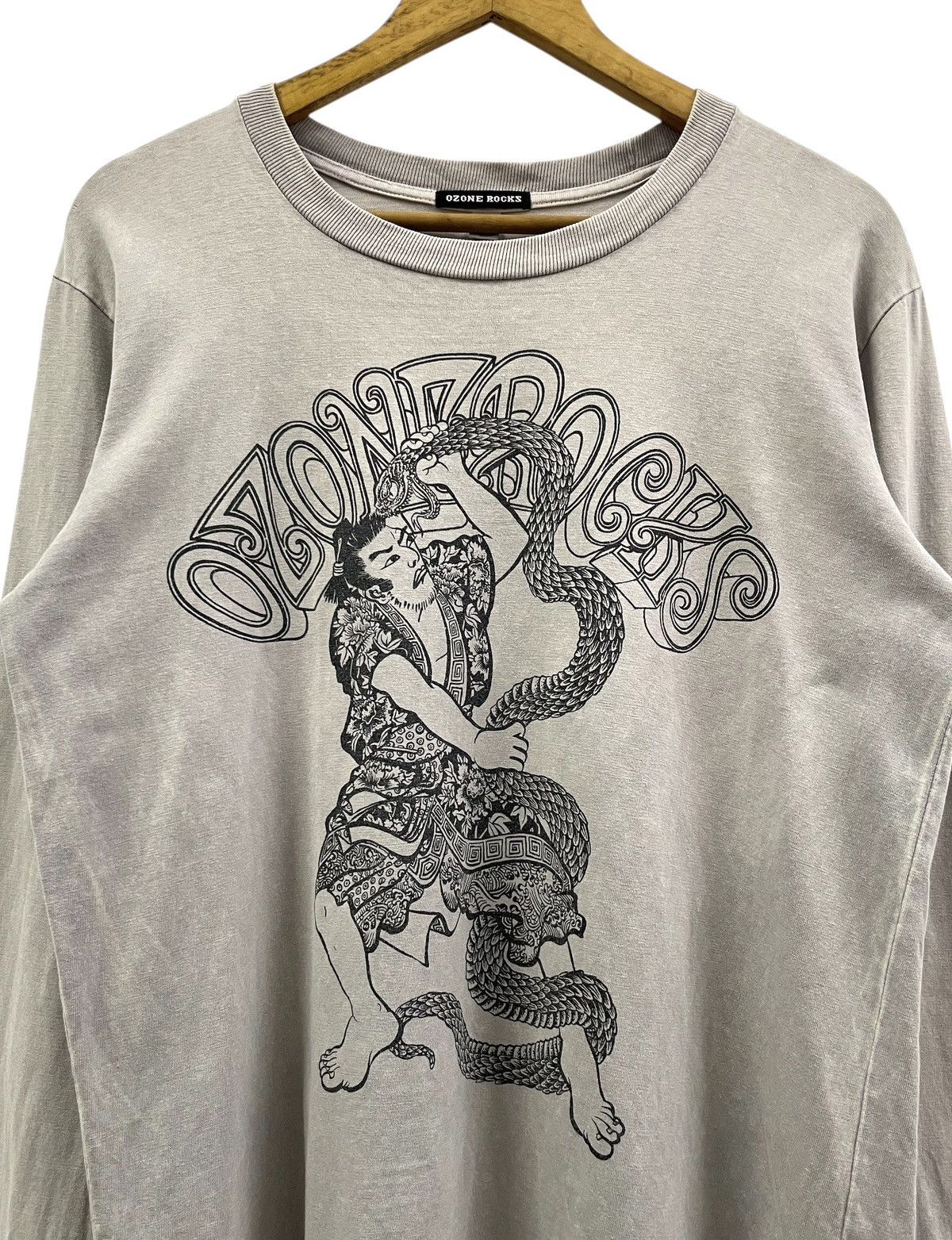 Hysteric Glamour Vintage Ozone Rocks Japan Tshirts Sunfaded Size US S / EU 44-46 / 1 - 1 Thumbnail