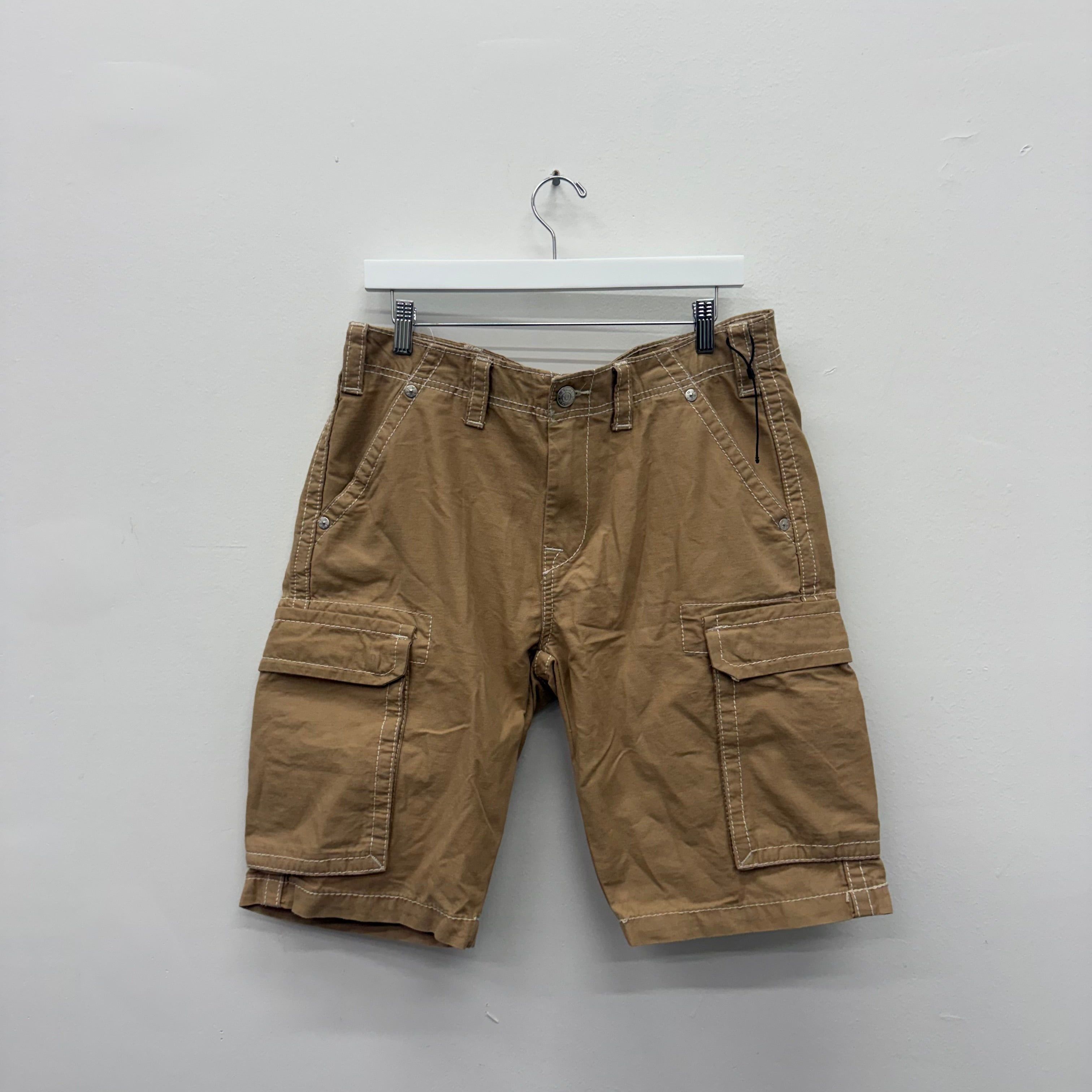 True Religion True Religion Cargo Khaki Shorts - Size 30 Size US 30 / EU 46 - 1 Thumbnail