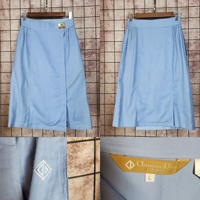 Dior Dior Embroidered Blue A-Line Skirt for Summer 0089 Size 26" / US 2 / IT 38 - 1 Thumbnail