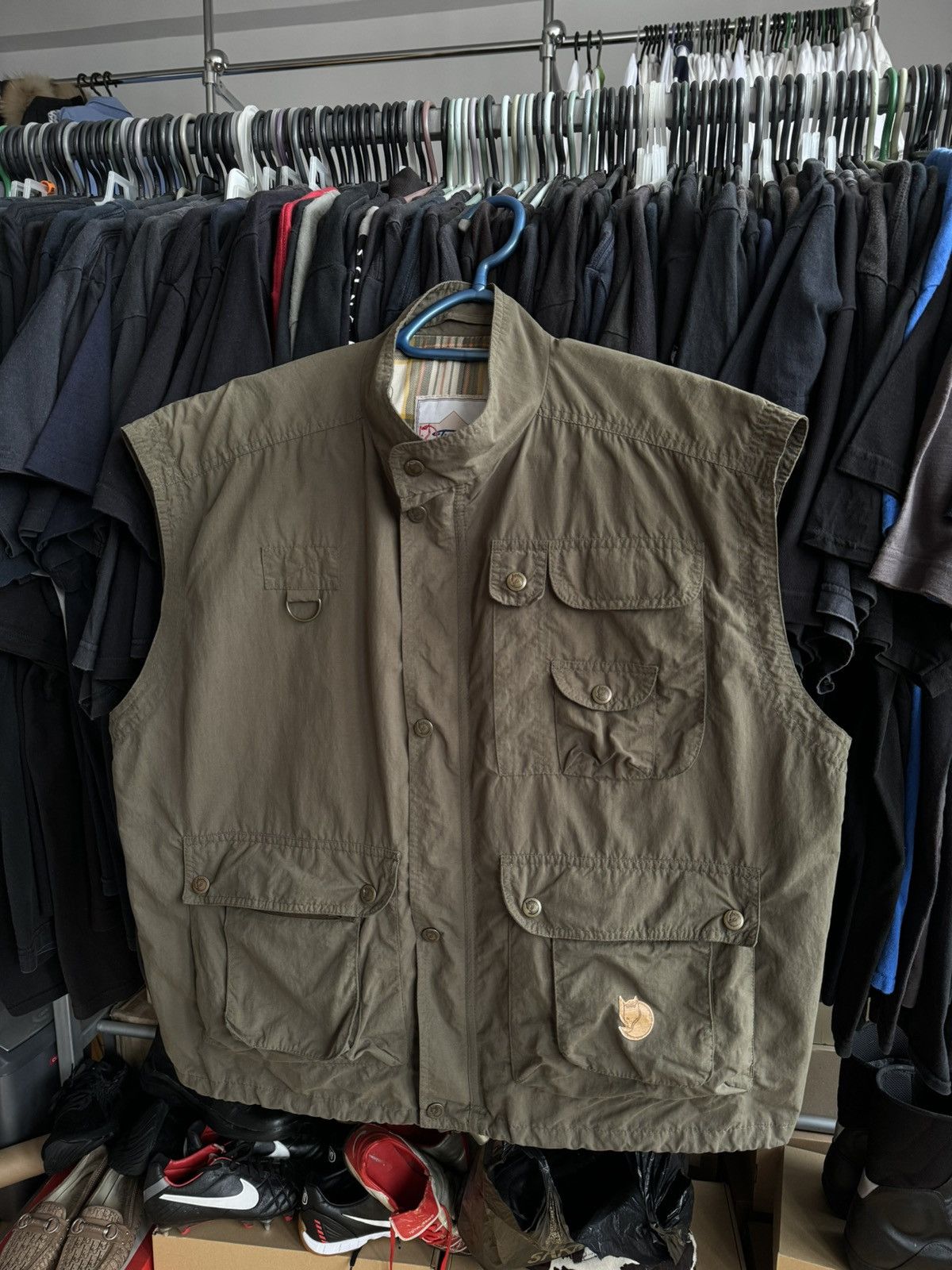 Fjallraven × Vintage Vintage 90's Fjälläven Vest Multi Pockets Cropped Size US M / EU 48-50 / 2 - 2 Thumbnail
