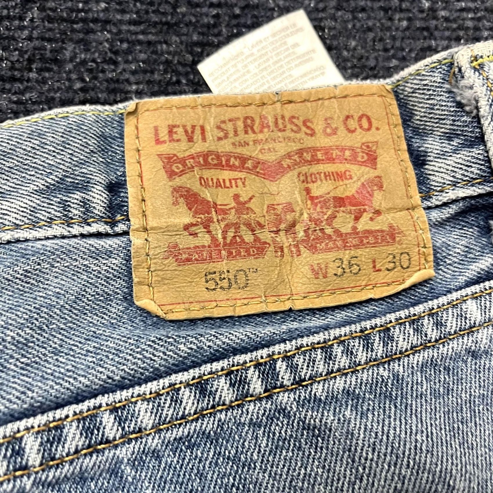 Levi's Levi's Jeans Mens 36x30 Blue Relaxed Tapered Leg Denim Medium Wash 550 Relaxed Fit Stone Wash Pockets Zip Fly Men Mens Size US 36 / EU 52 - 2 Thumbnail