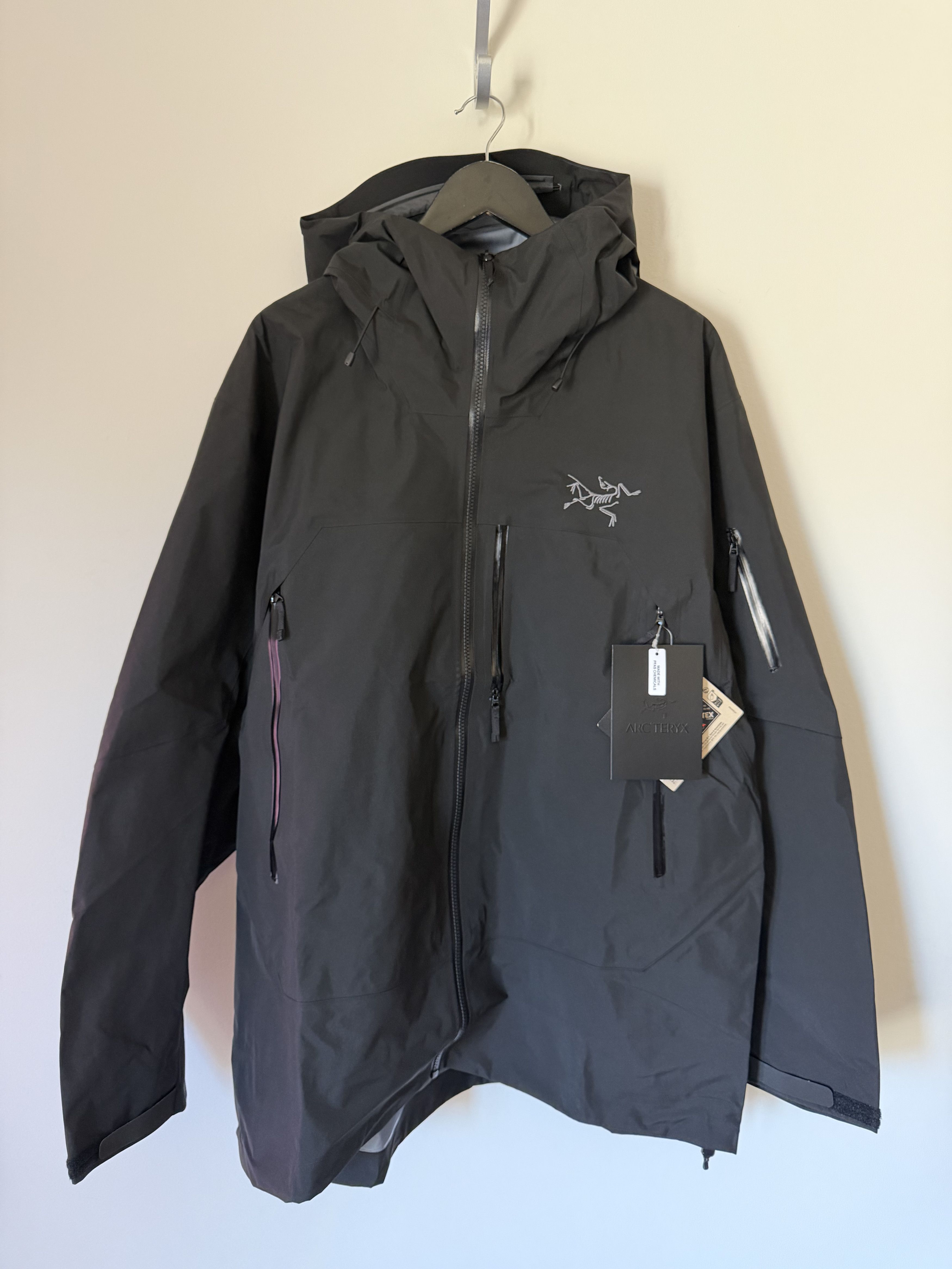 Arc'teryx Arc'Teryx Rush Shell Jacket in Black Size US XL / EU 56 / 4 - 1 Thumbnail