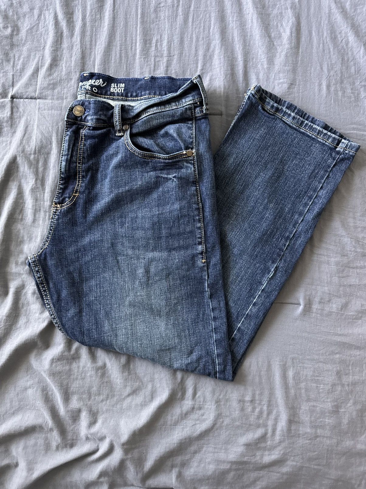 Wrangler Wrangler slim cut jeans Size US 35 - 1 Thumbnail
