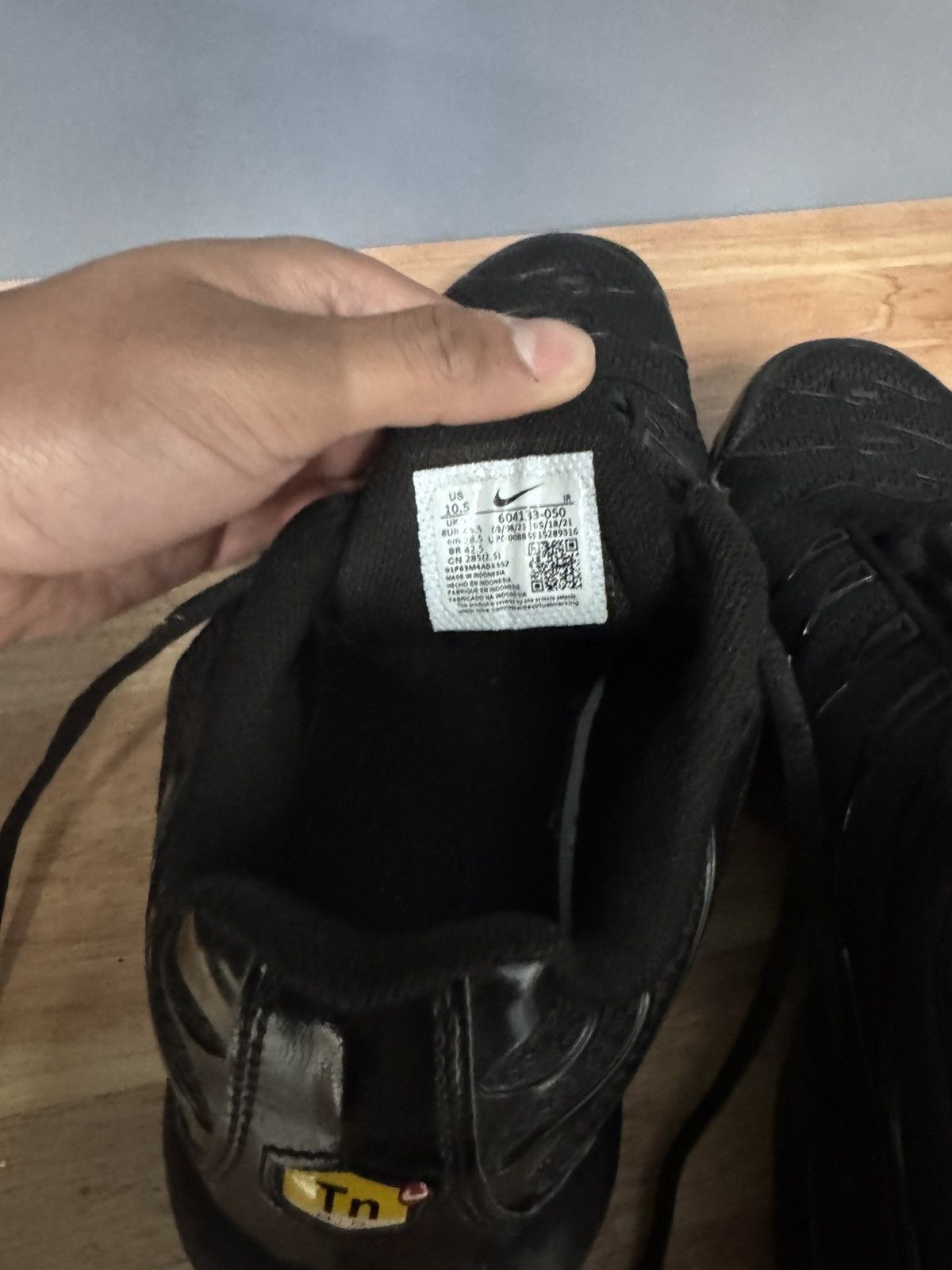 Nike Nike Air Max TN all black Size US 10.5 / EU 43-44 - 5 Thumbnail