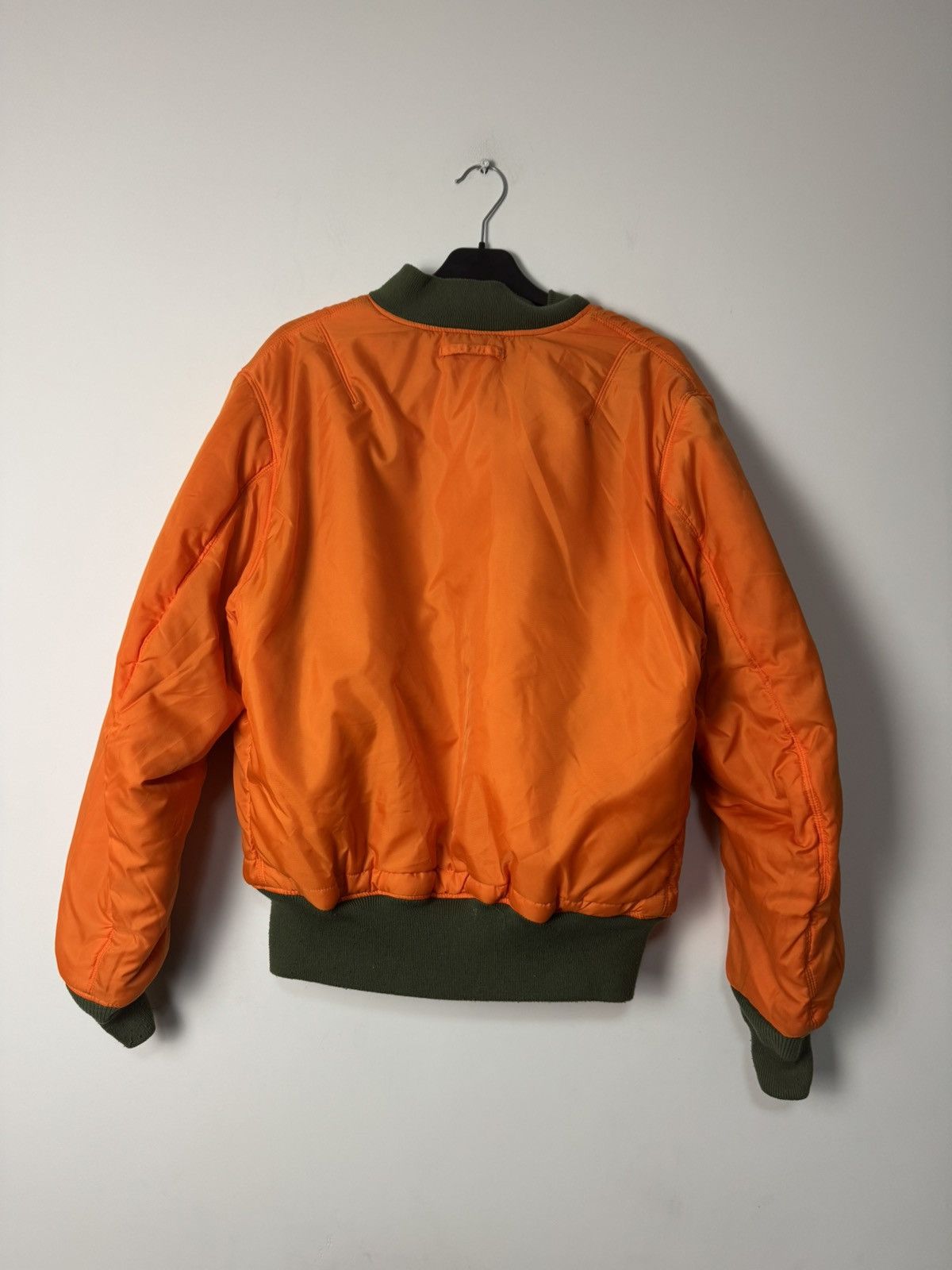 Alpha Industries Alpha Industries MA-1 Bomber Jacket Reversible Olive Vintage Size US M / EU 48-50 / 2 - 16 Thumbnail