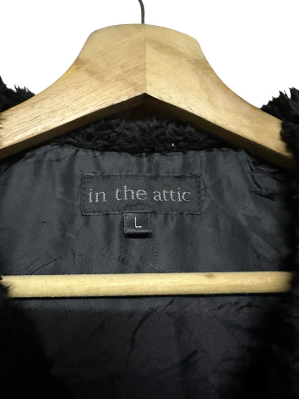 In The Attic Vtg🔥In The Attic Puffer Vest Buttoned Skull Jacket Size 44L - 5 Thumbnail