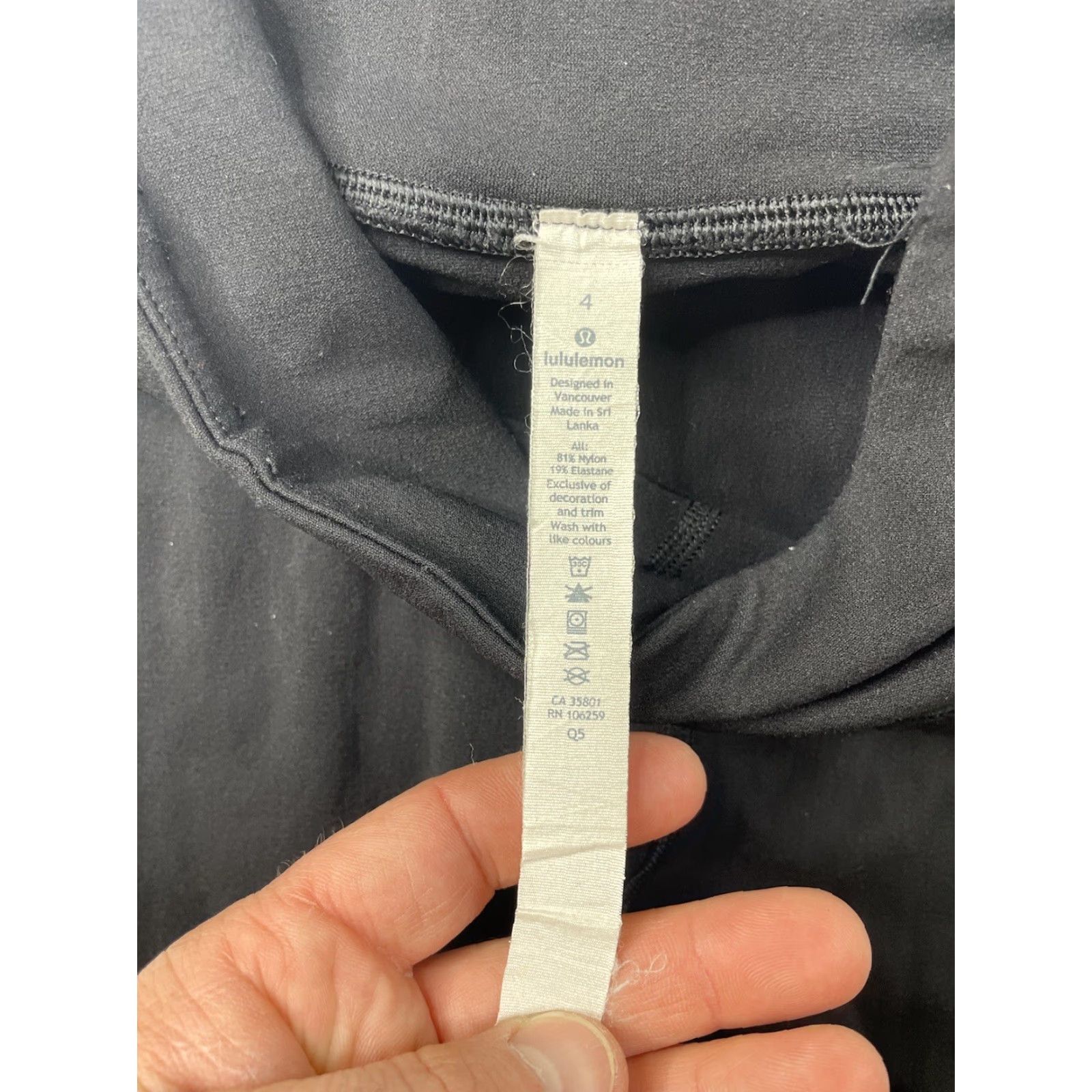 Lululemon Lululemon Leggings 4 Women Slim Perforated Black Ankle Length Activewear Footless Stretch Compression Skinny Pull On Size 27" / US 4 / IT 40 - 4 Thumbnail