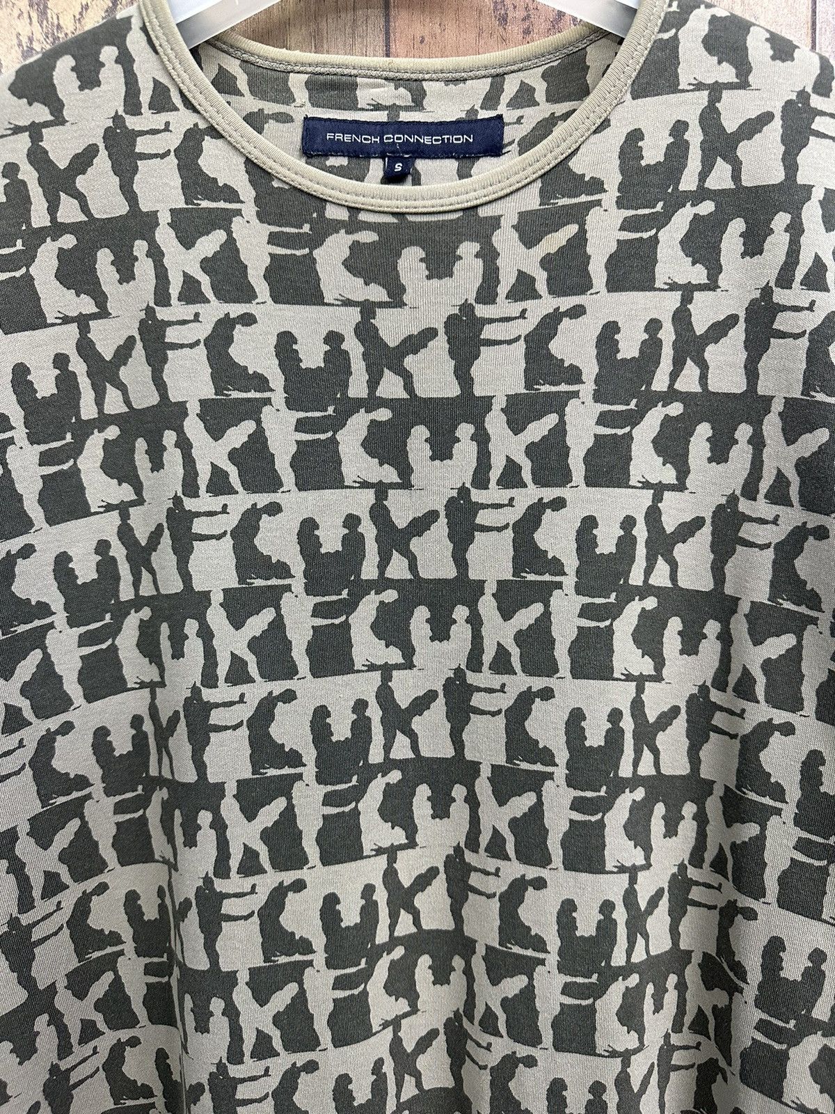 French Connection FCUK Humor Sex Position Tshirt A472 Size US S / EU 44-46 / 1 - 2 Thumbnail