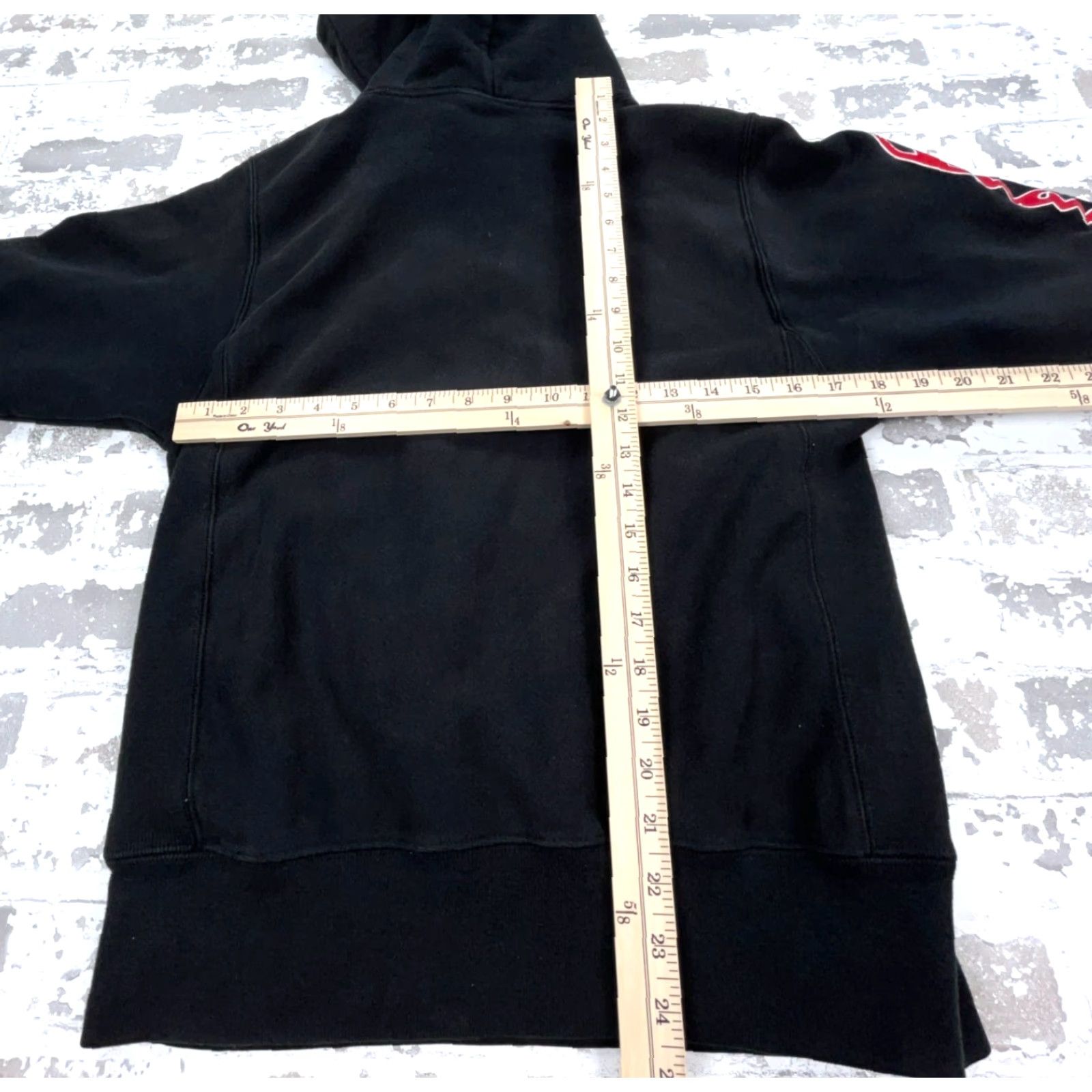 Champion Champion Hoodie Men Small Black Sweatshirt Sweater Reverse Weave Size US S / EU 44-46 / 1 - 7 Thumbnail