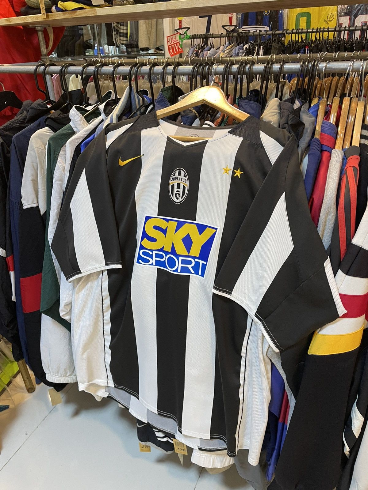 Nike Vintage 2005 Juventus Home Kit IBRAHIMOVIC 9 Size US L / EU 52-54 / 3 - 2 Thumbnail