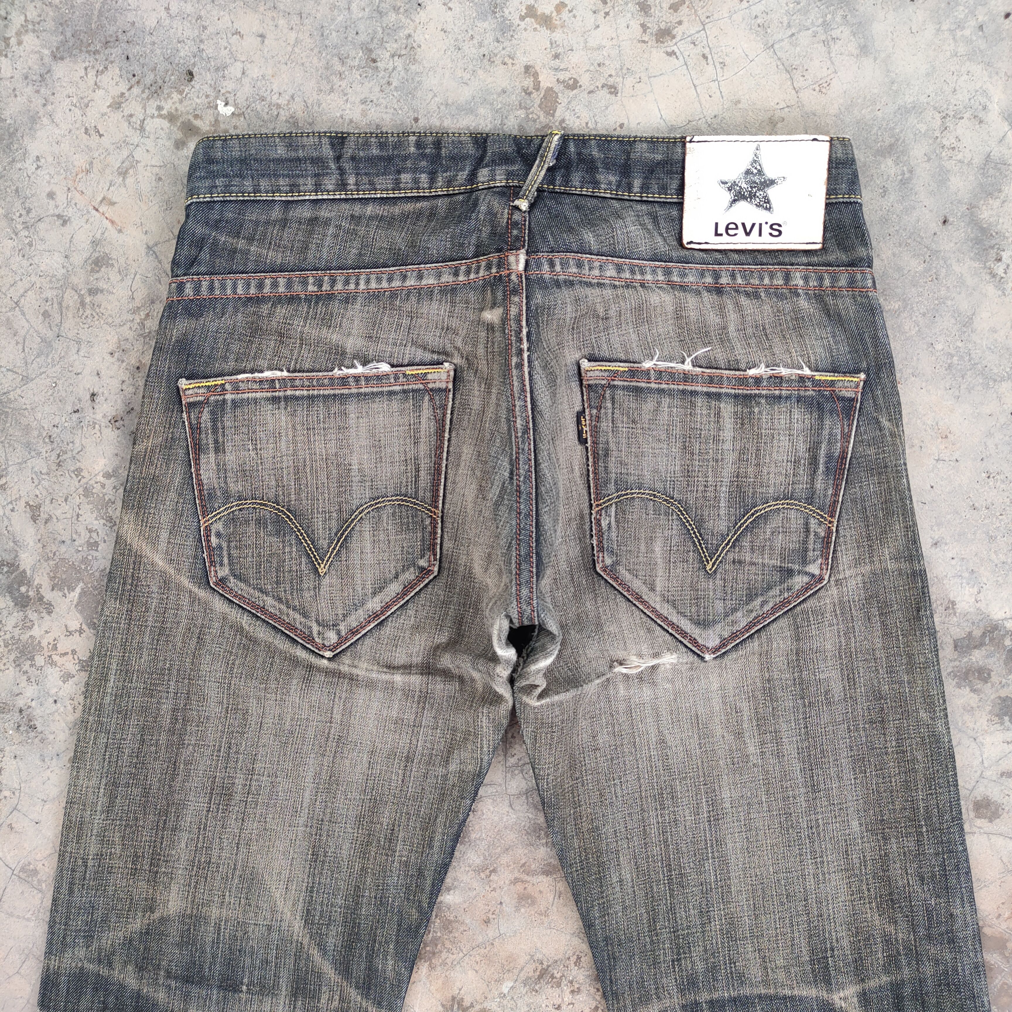 Levi's Vintage Clothing VINTAGE LEVI'S BLACK RUSTY RIPPED DENIM JEANS PANTS Size US 32 / EU 48 - 11 Thumbnail