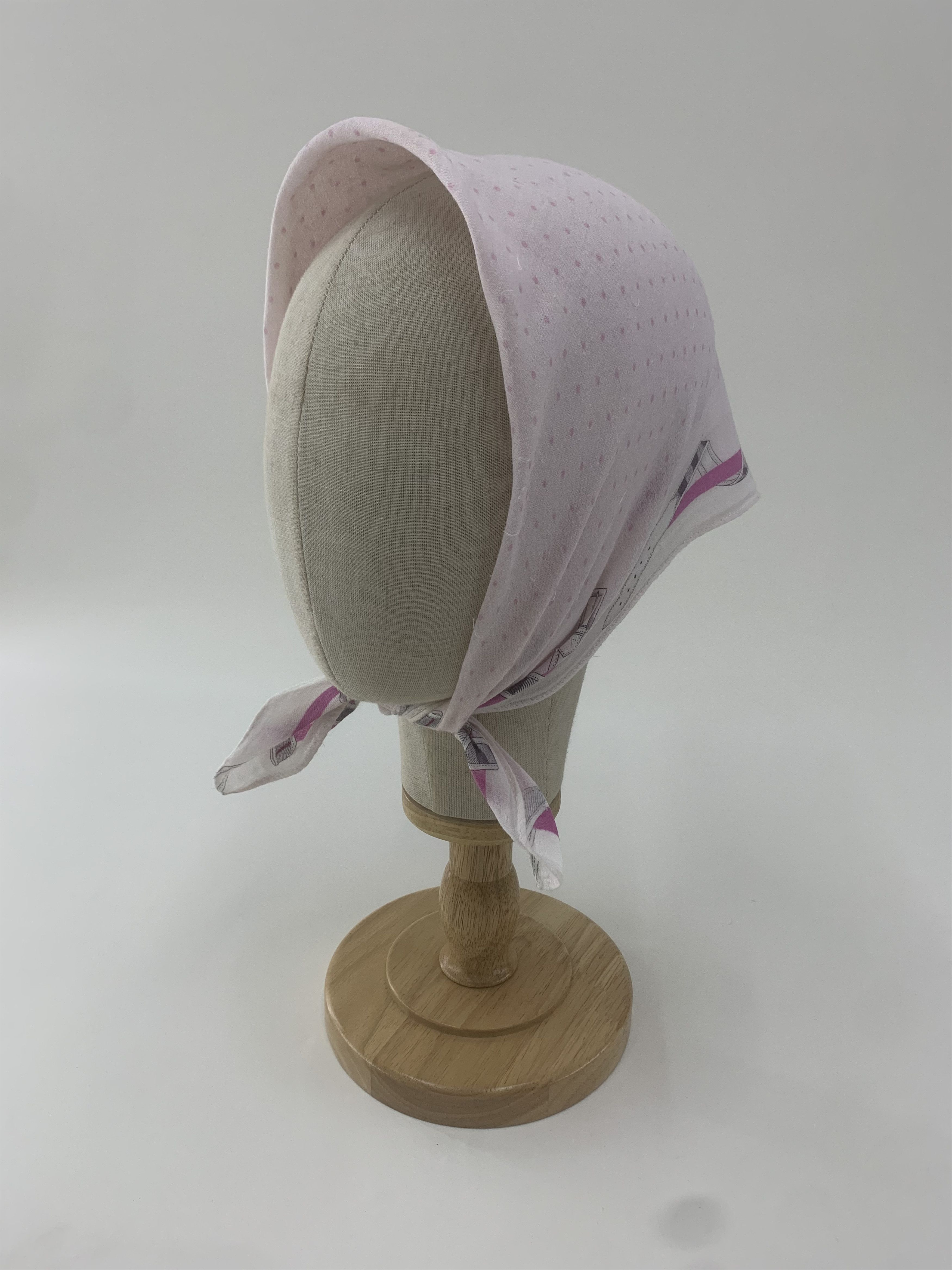 Burberry Burberry Handkerchief Bandana Neckerchief TB1137 Size ONE SIZE - 1 Thumbnail